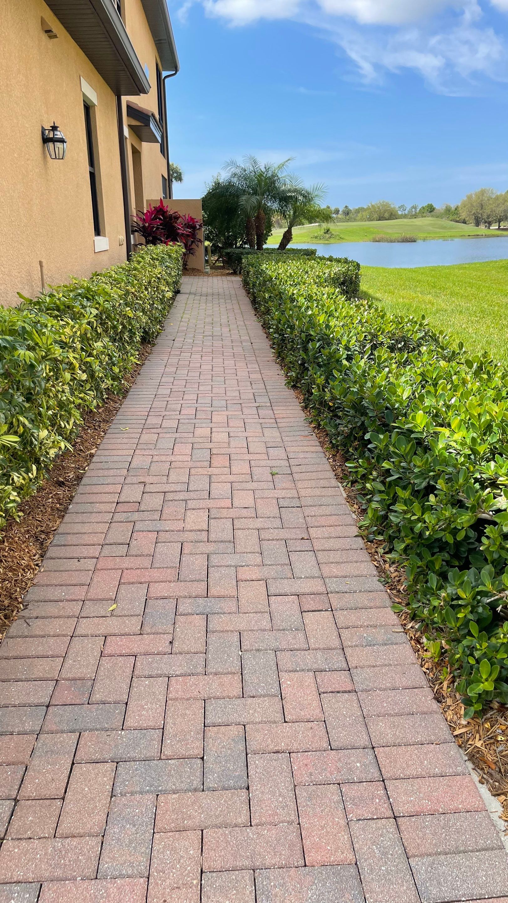 HOA Paver Driveway & Sidewalk Cleaning in Sarasota National, Venice, FL | Sunshine AquaWash by Sunshine AquaWash