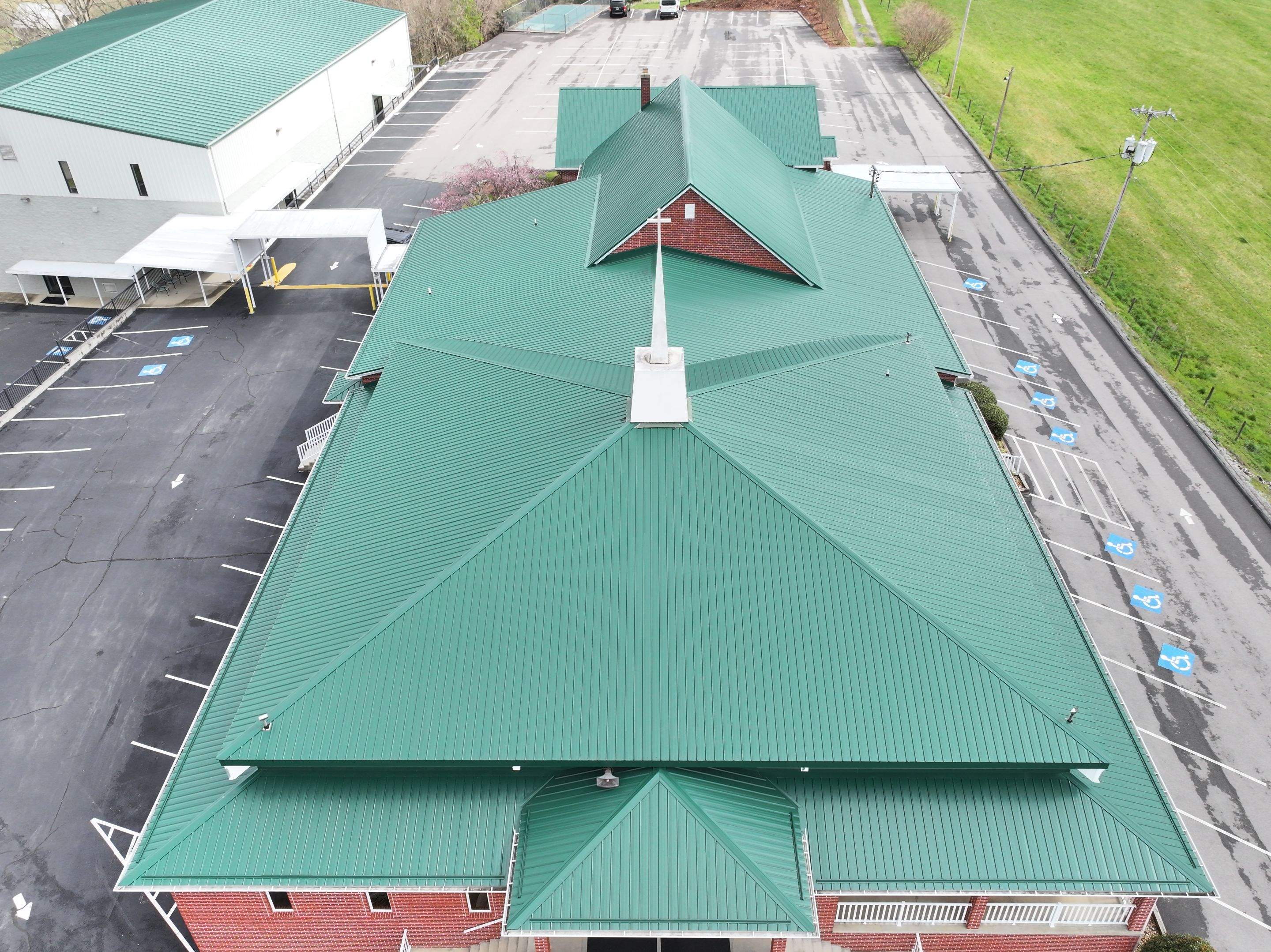 Poplar Ridge Church by Omnia Roofing