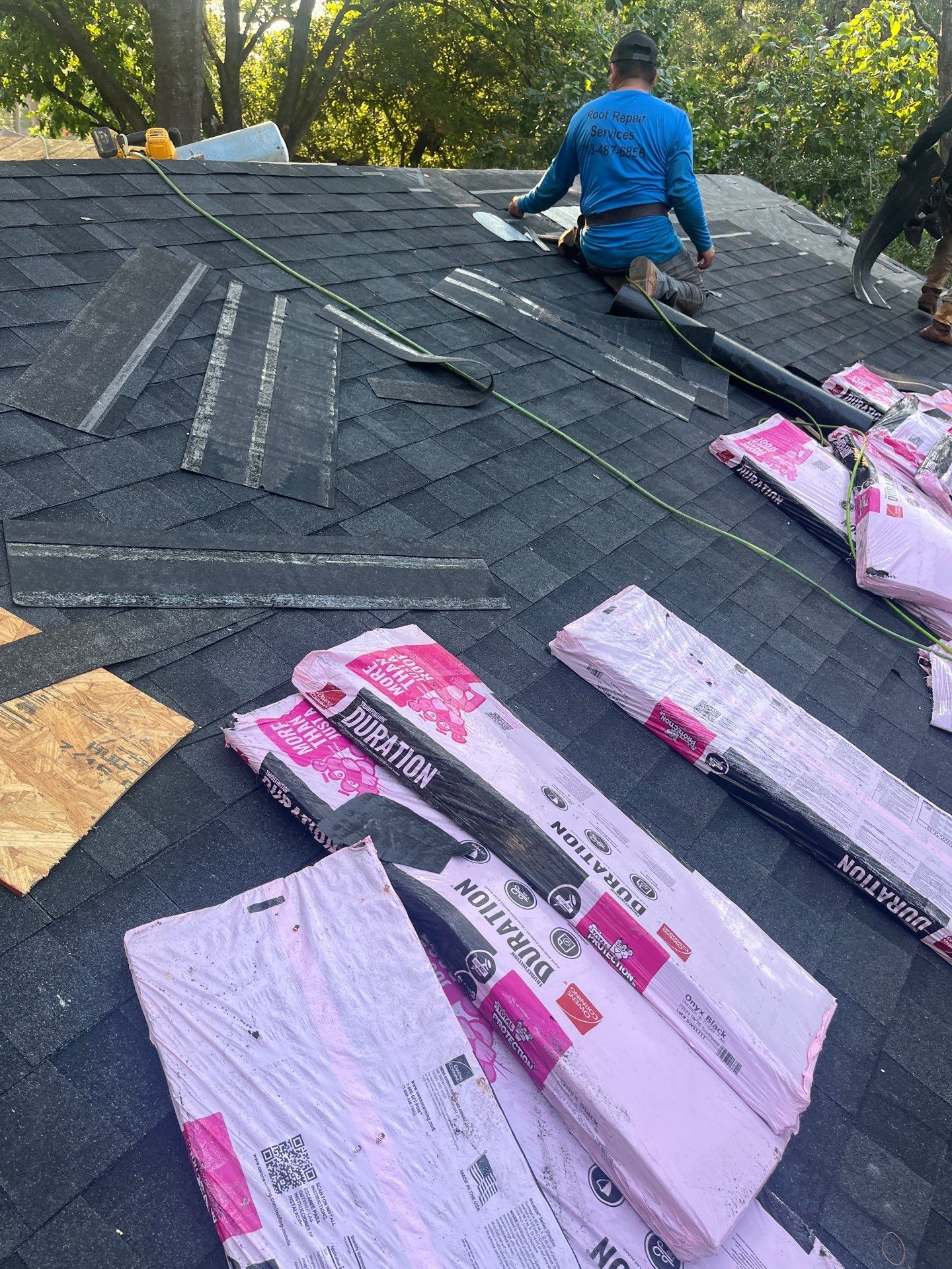 Residential Roofing Installation using Owen's Corning Duration (Lifetime) Shingles by Roof Repair Company
