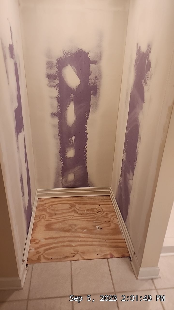 2 wet areas, 1 room by BathPlanet SW Virginia