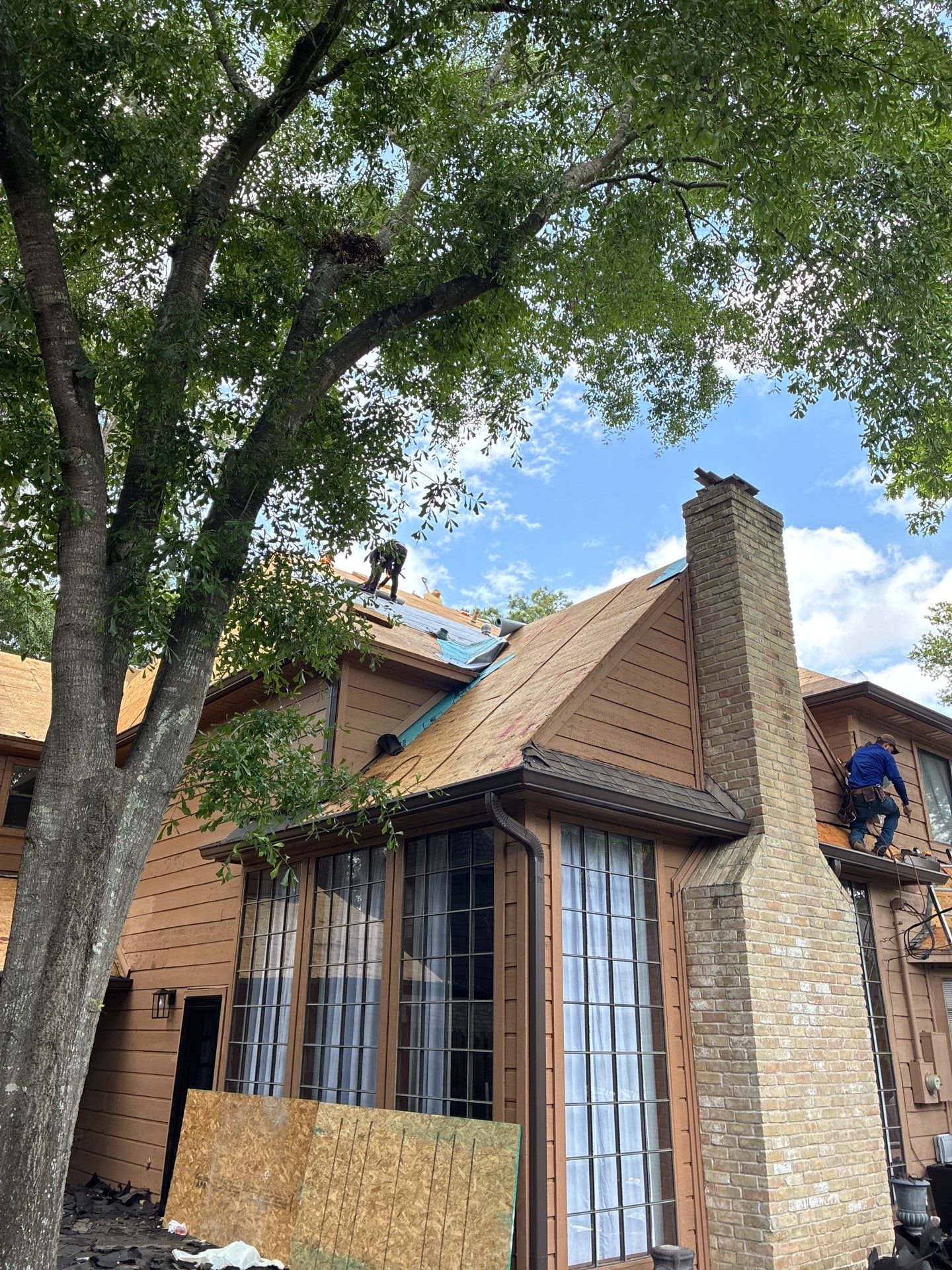 Roof Replacement in Memorial Northwest, Spring TX by Roof Repair Company