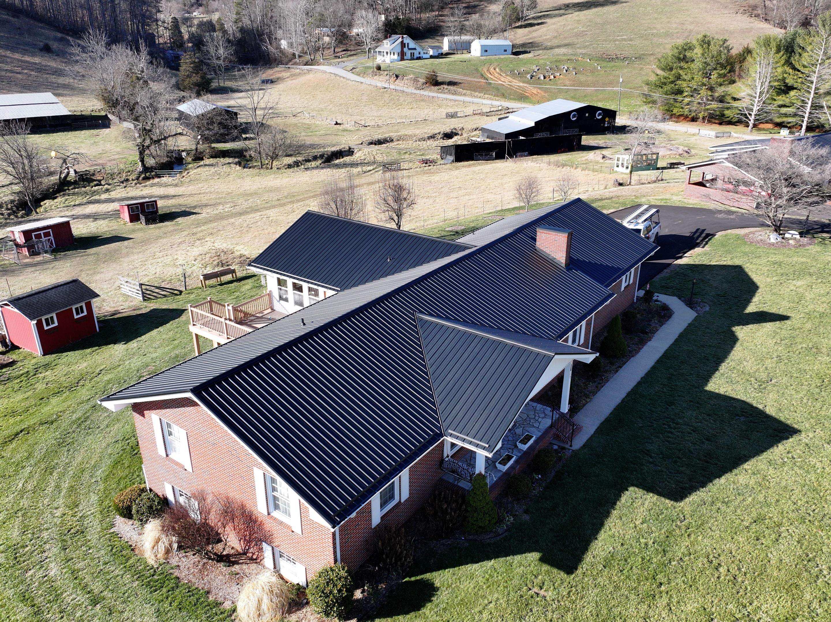 Morrell Residence by Omnia Roofing