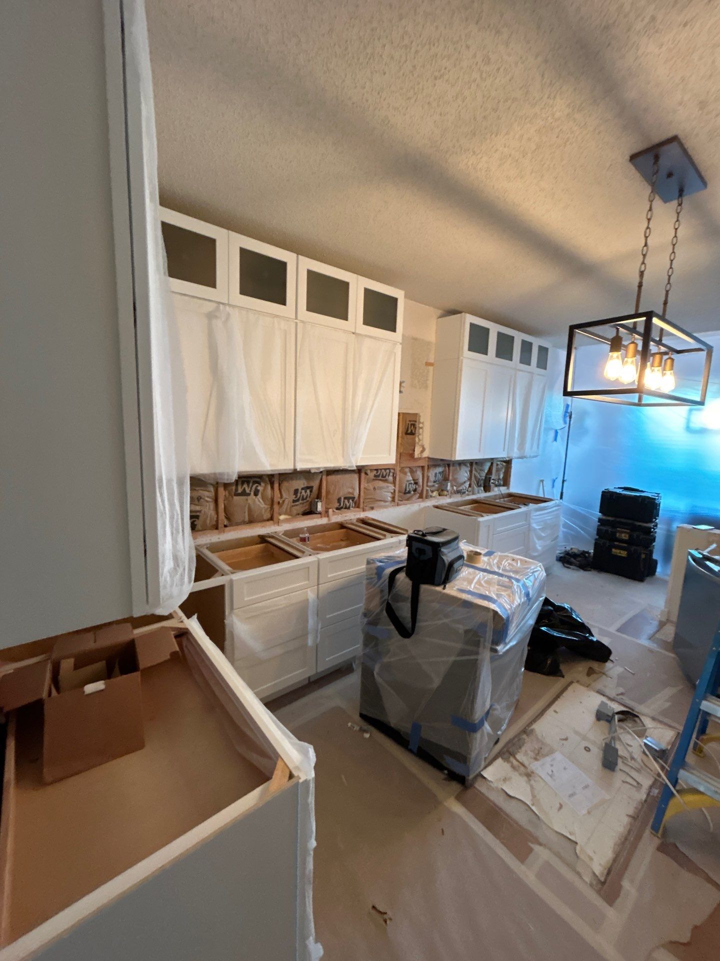 10-Day Luxury Kitchen: Custom Artistry & Waterfall Island Elegance by Tibi Soli LLC