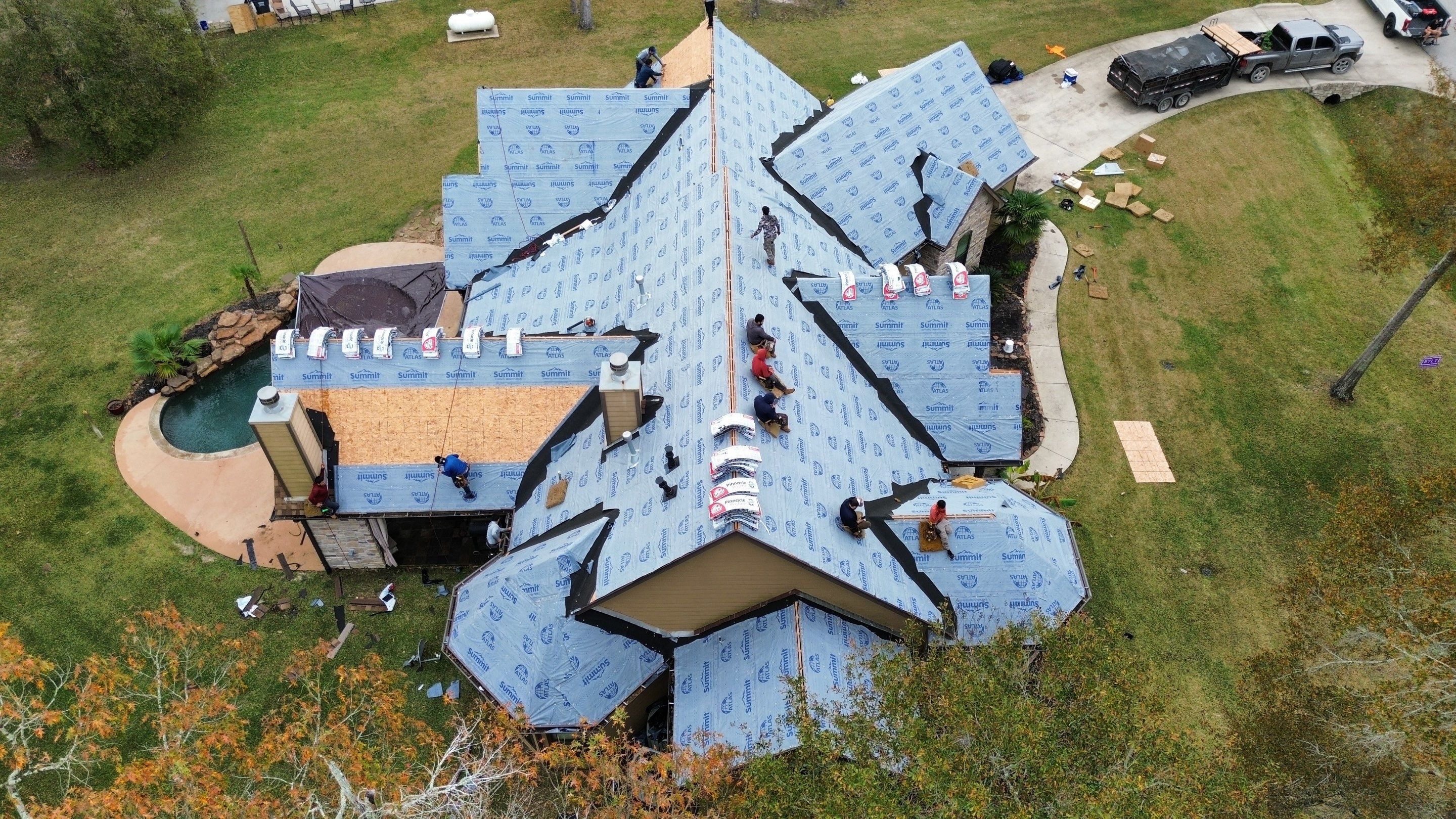 Huffman Roof Installation using Atlas Pinnacle Pristine by Modern BYLT Roofing & Construction
