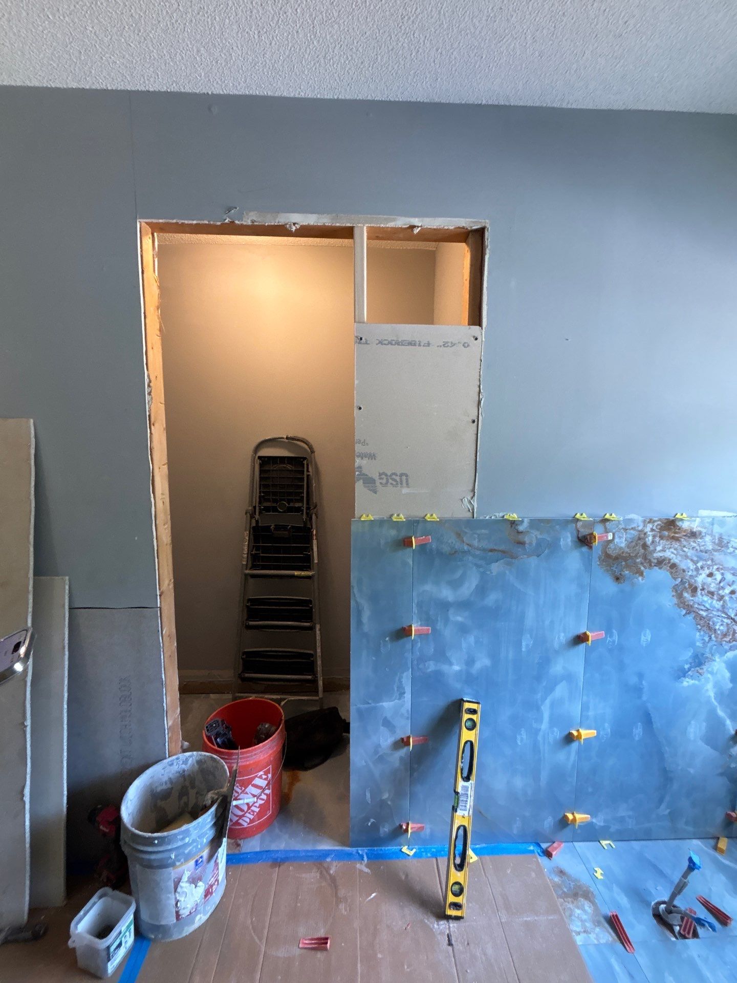 Master bathroom renovation by Prudencio