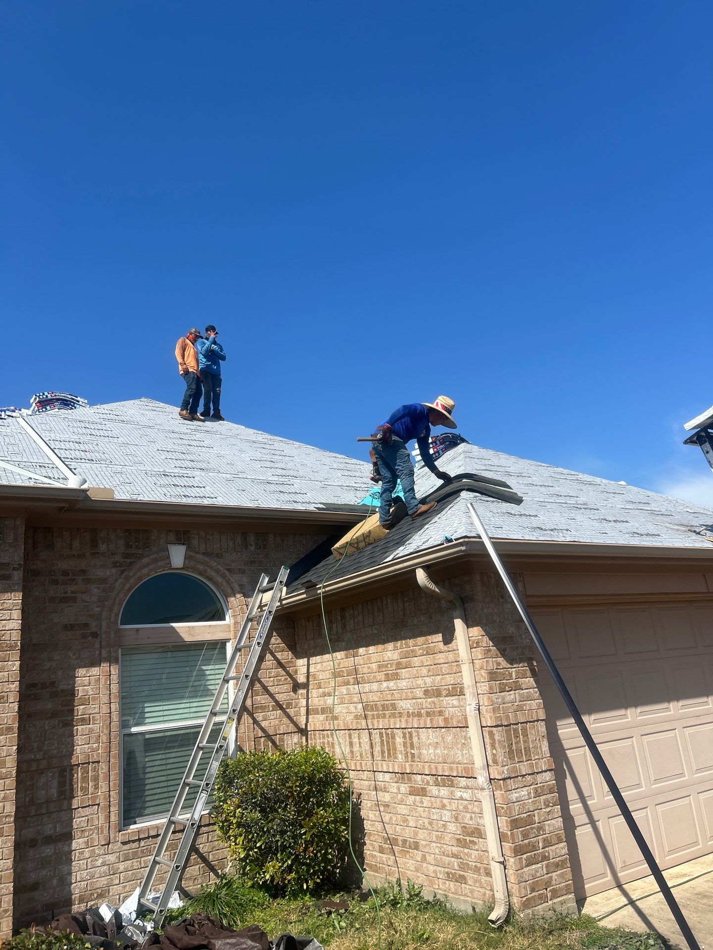 Roof Replacement in Magnolia Place, Fresno TX by Roof Repair Company