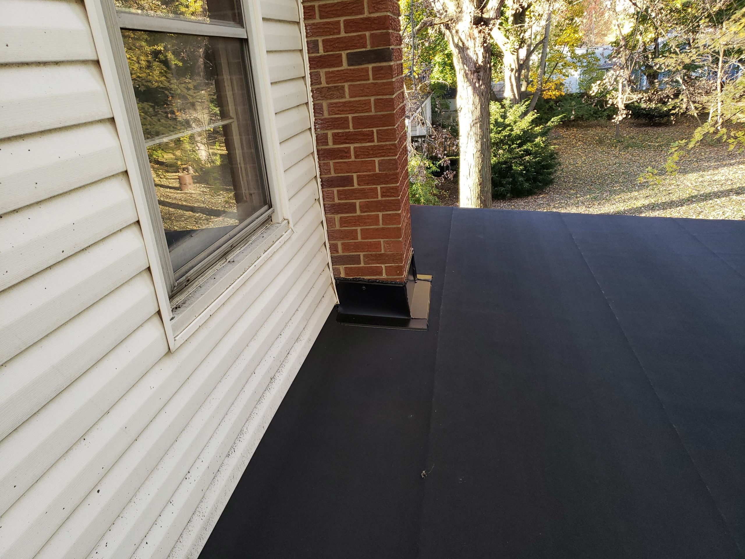 ATLAS PINNACLE COLOR: SCOTCHGARD COASTAL GRANITE DRIP EDGE: WHITE by Eagle Eye Roofing