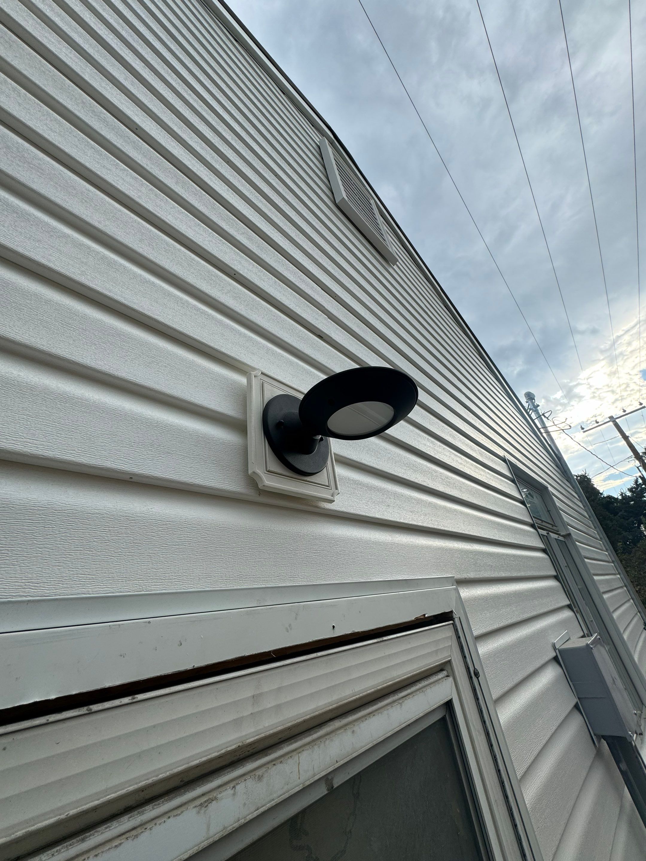 Salt Lake City | Classic Vinyl-to-Vinyl Upgrade | Crisp White by Ideal Siding Utah