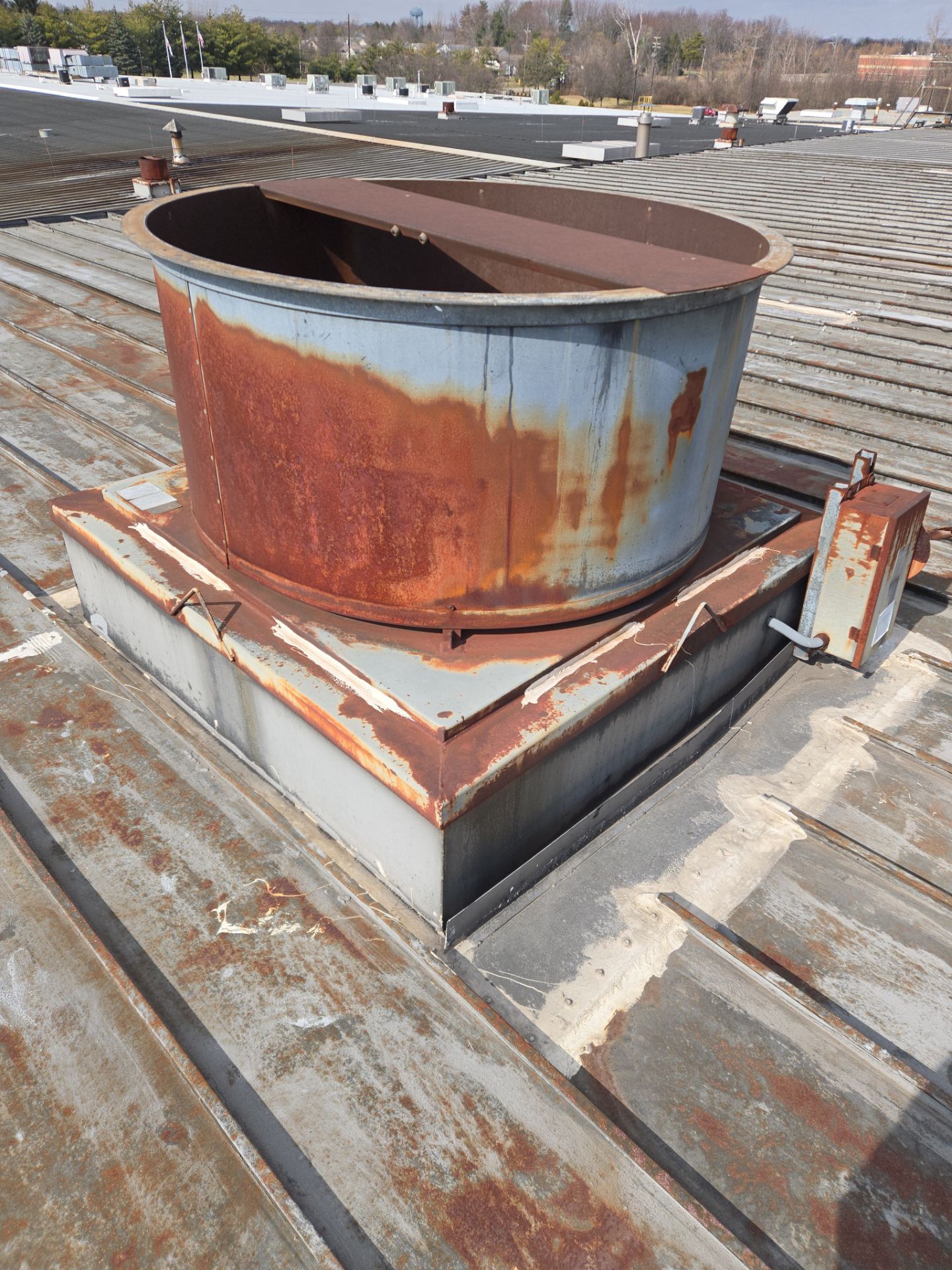 Commercial Metal and Flat Roof Repairs in Mason, Ohio by Level Up Roofing and Restoration Services LLC