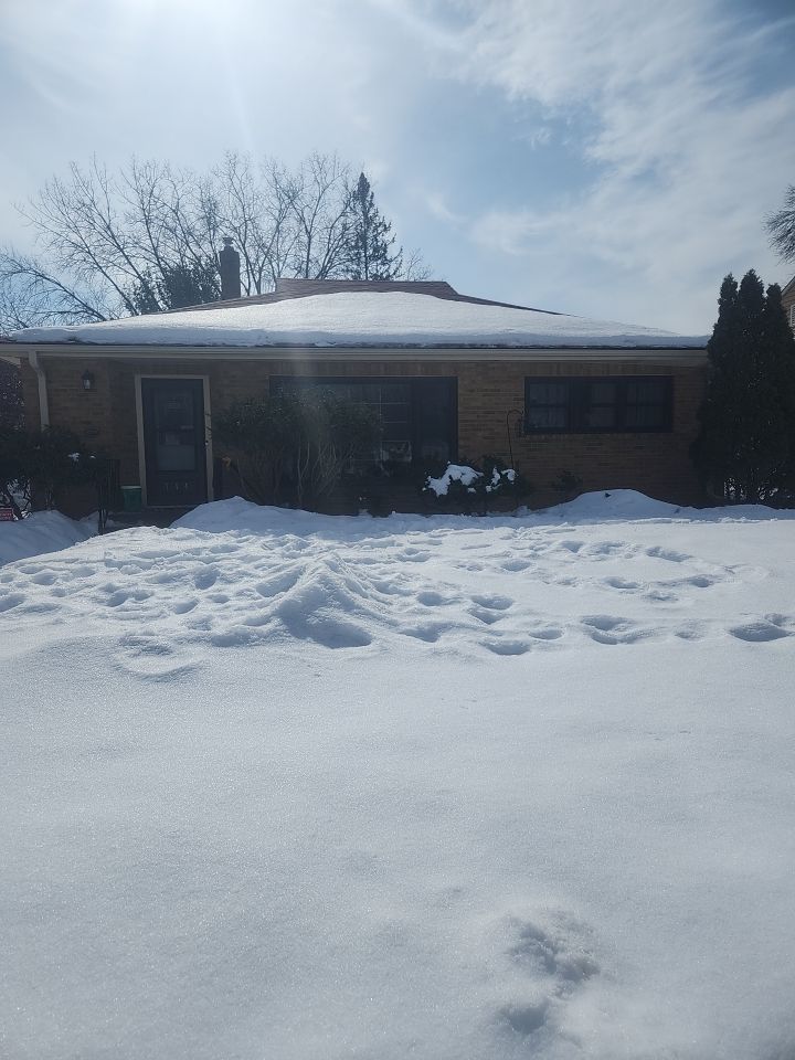 5" Wicker Gutters in St. Paul by Next Level Seamless Gutters / Exteriors Inc.