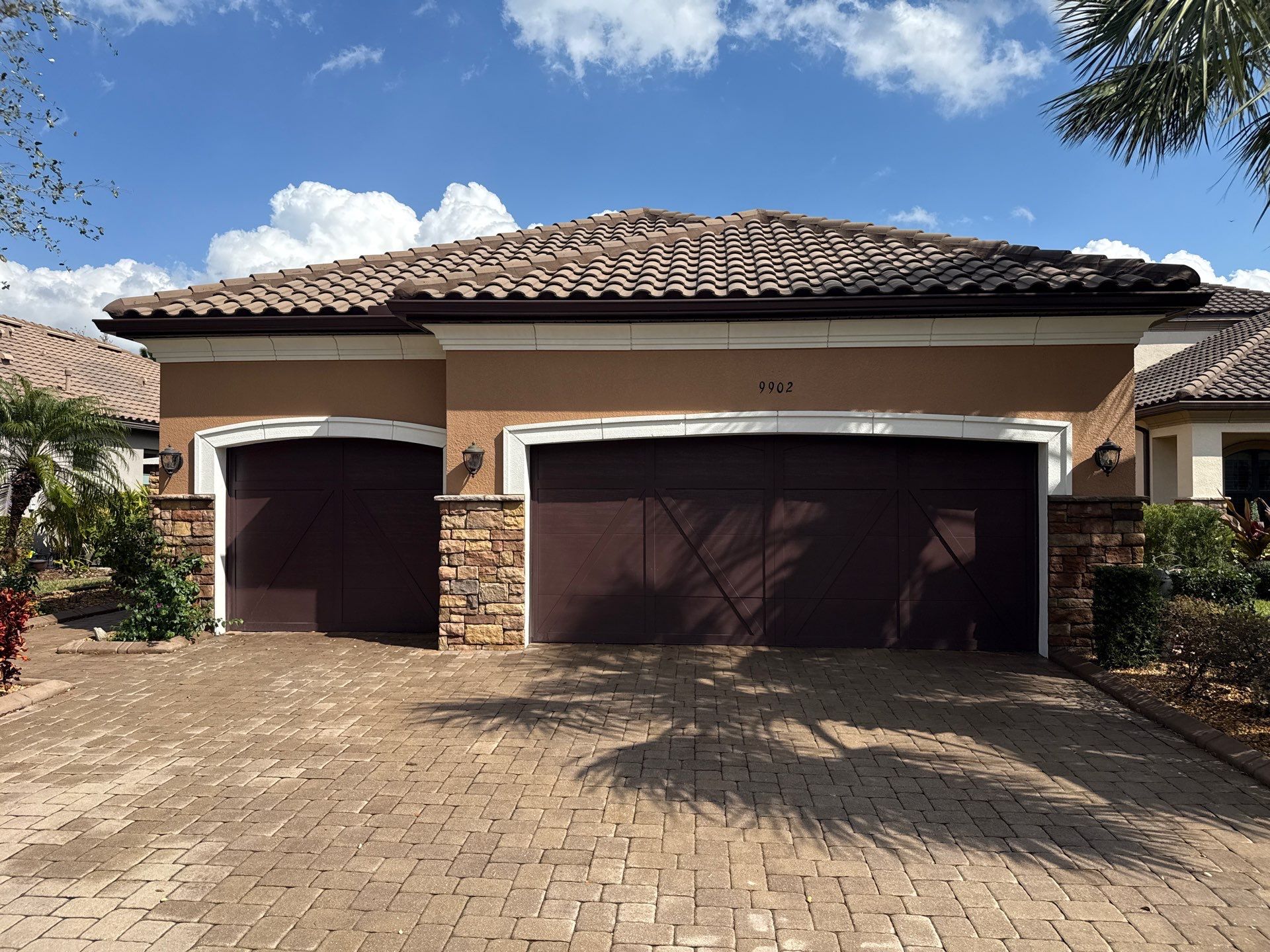 Tile Roof & Pool Deck Cleaning in Artisan Lakes Esplanade, Palmetto, FL – Sunshine AquaWash by Sunshine AquaWash