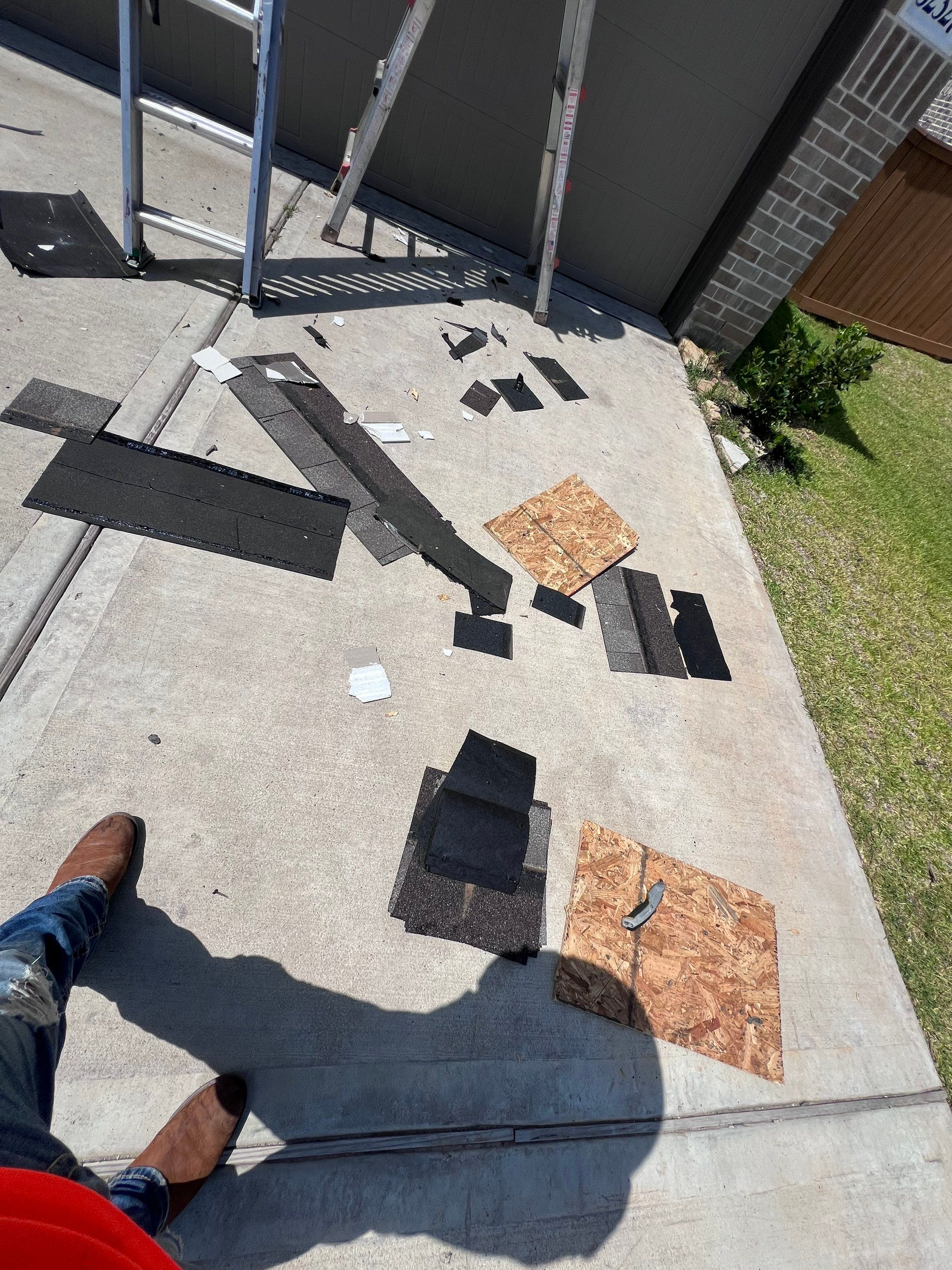 Residential Roofing Repair using Owen's Corning Duration (Lifetime) Shingles by Roof Repair Company