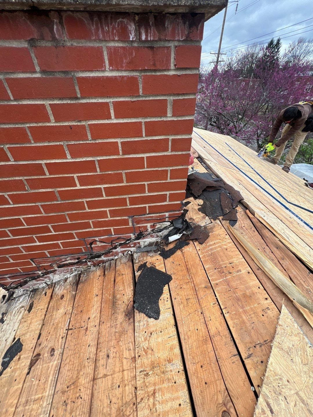 Residential Roofing Installation by WIW Enterprises Inc