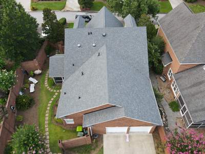 Residential Roofing Installation using Owens Corning® Oakridge Estate Gray