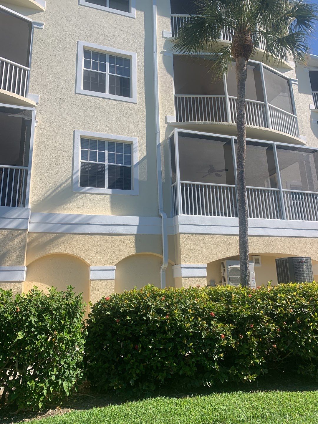 Soffit and Fascia Installation in Fort Myers FL by Gutter Professors