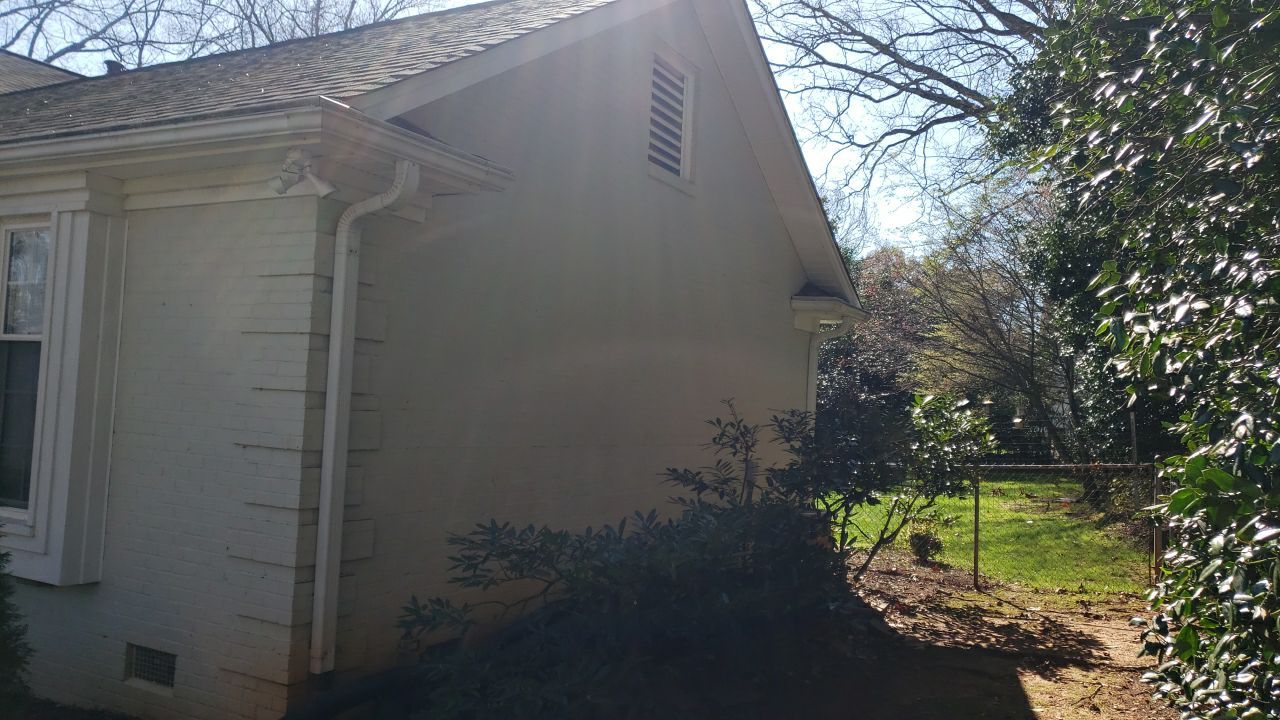 House Wash using cleaner by Power Wash Masters LLC