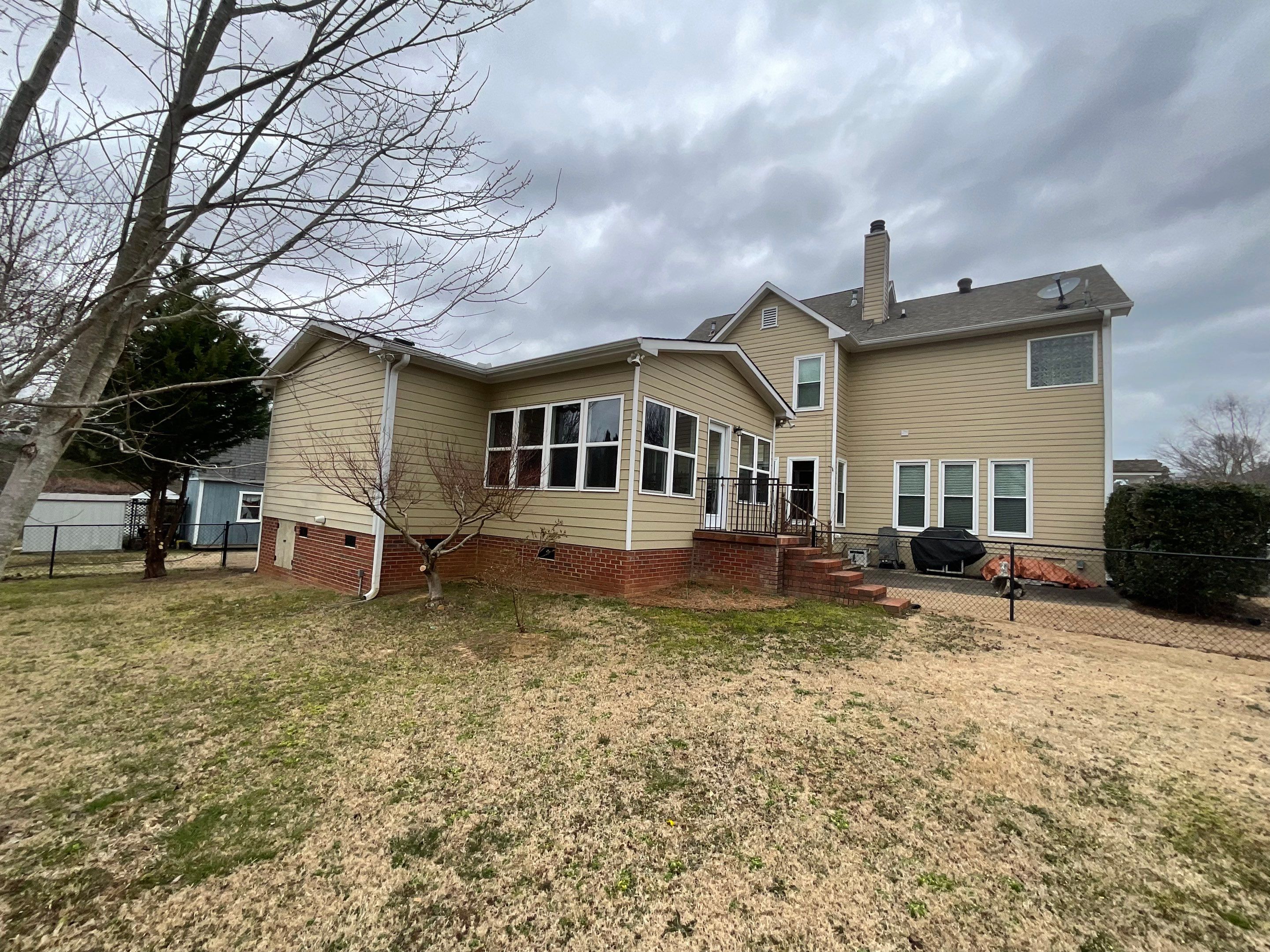 Exterior Siding and Trim Painting Project in Cartersville by Swift Home Renovations