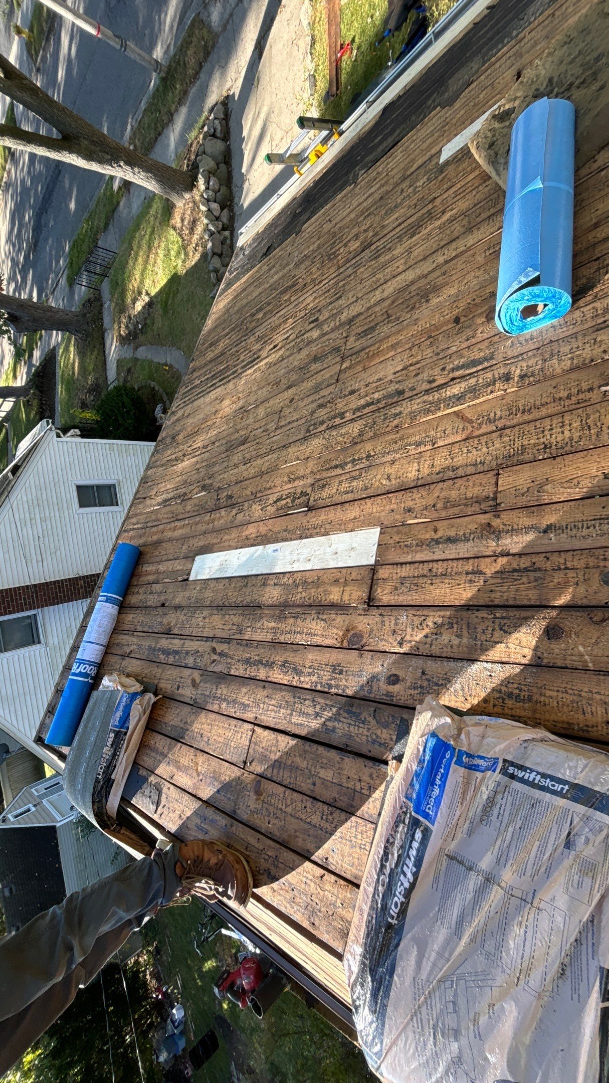 Roof Replacement using CertainTeed Landmark by 180 Contractors