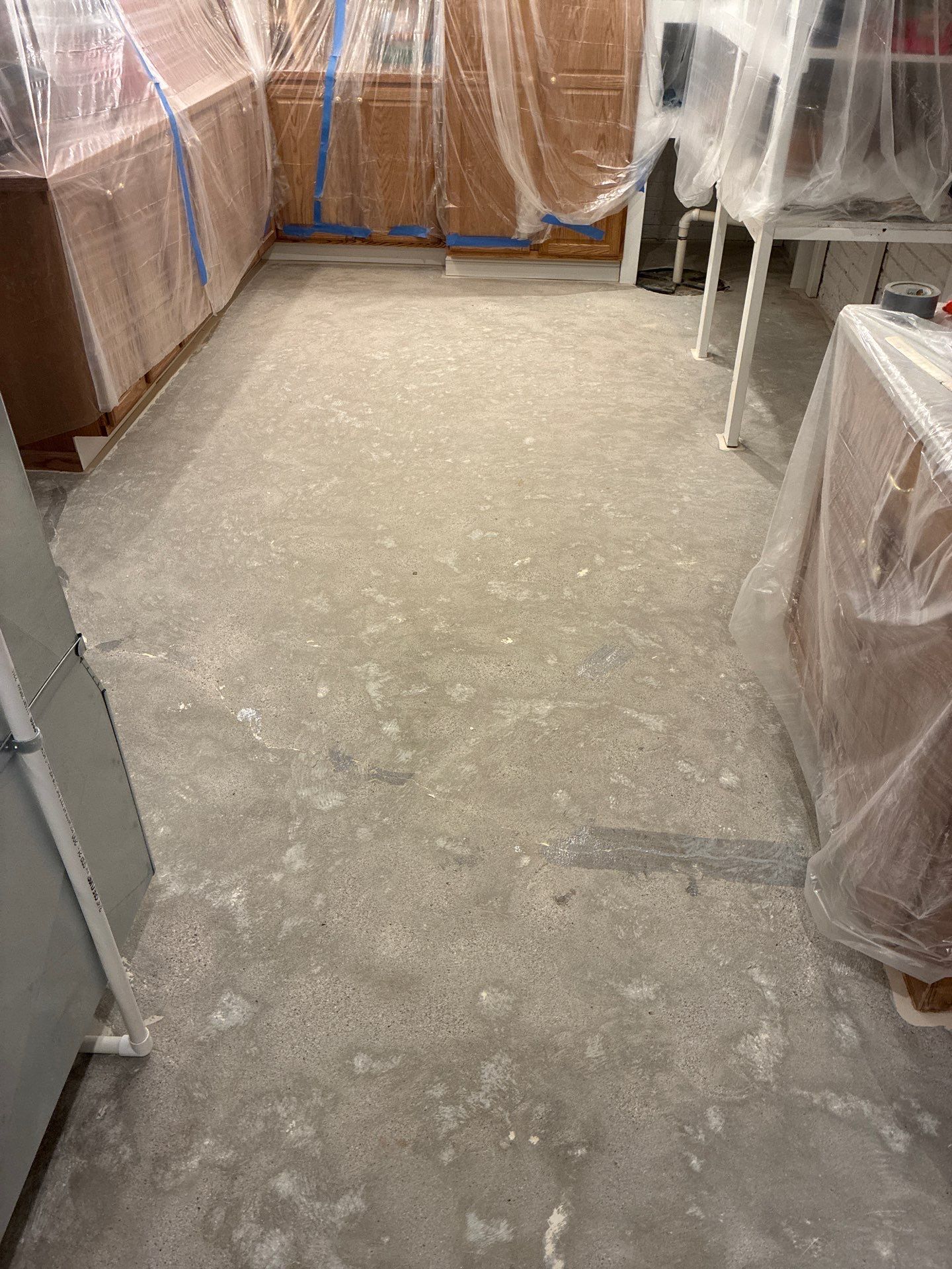 Full Residential Garage Floor Coating in Des Moines by Revival Concrete Coatings
