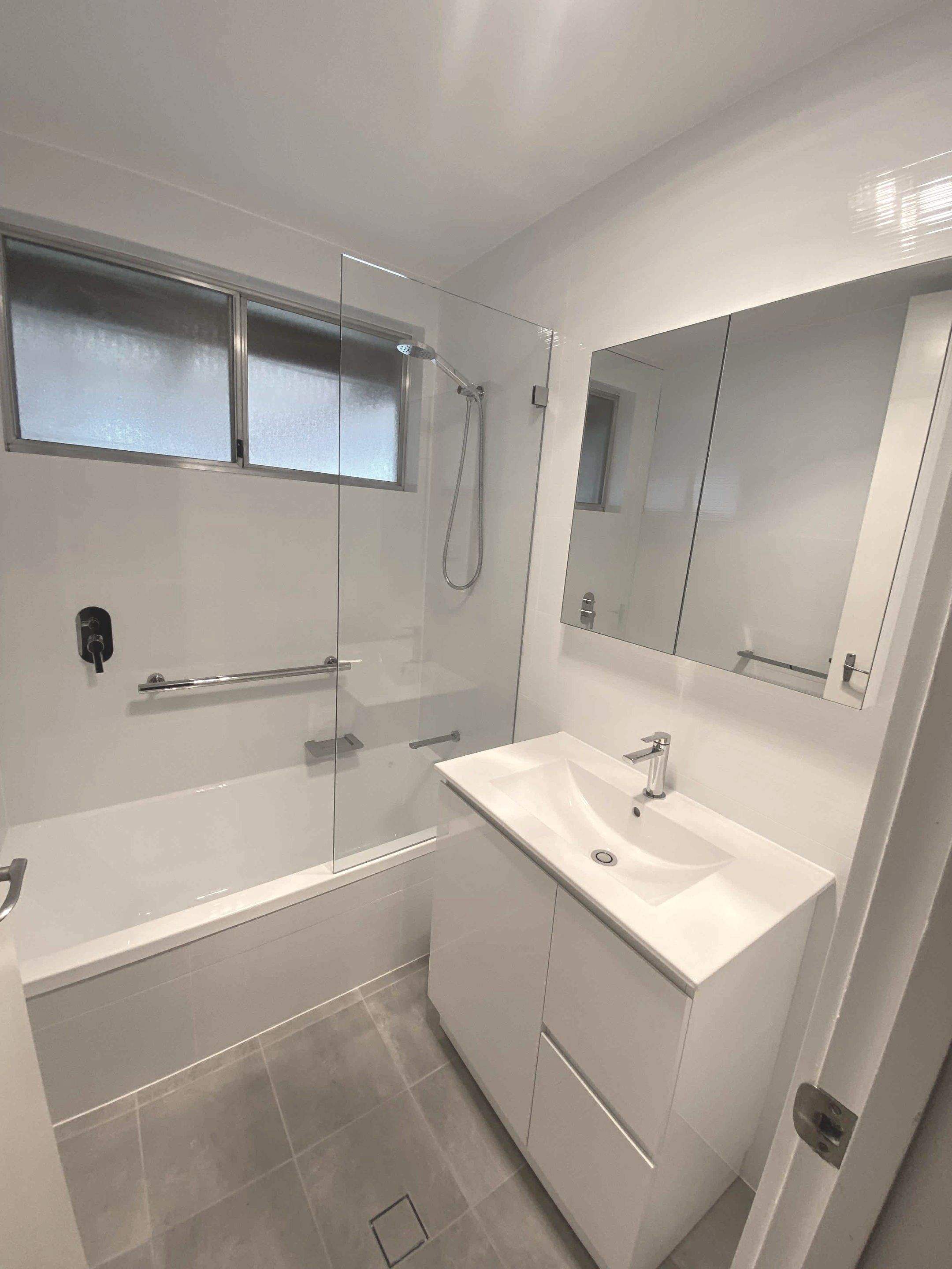 Main Bathroom, Toilet & Laundry Renovation by Re-seal Bathrooms