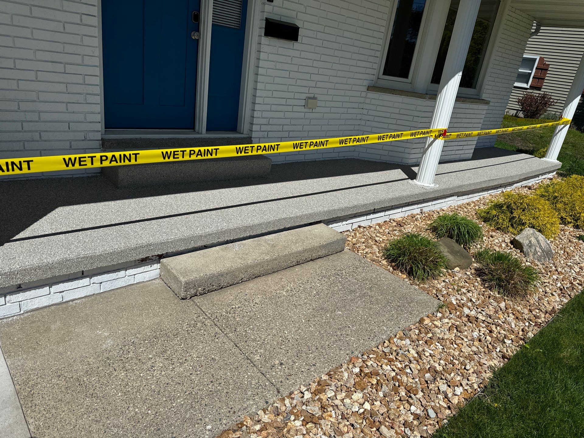 Garage and patio epoxy floor by Gordon Painting