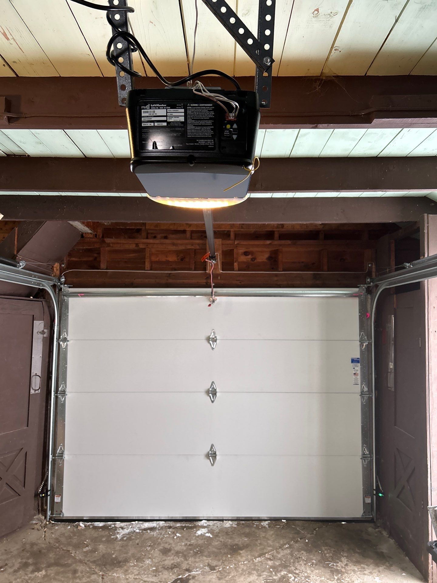Door Installation using Raynor Encore Garage Door by Keene Door