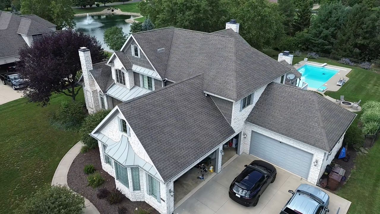 ATLAS PINNACLE COLOR: WEATHERED WOOD by Eagle Eye Roofing