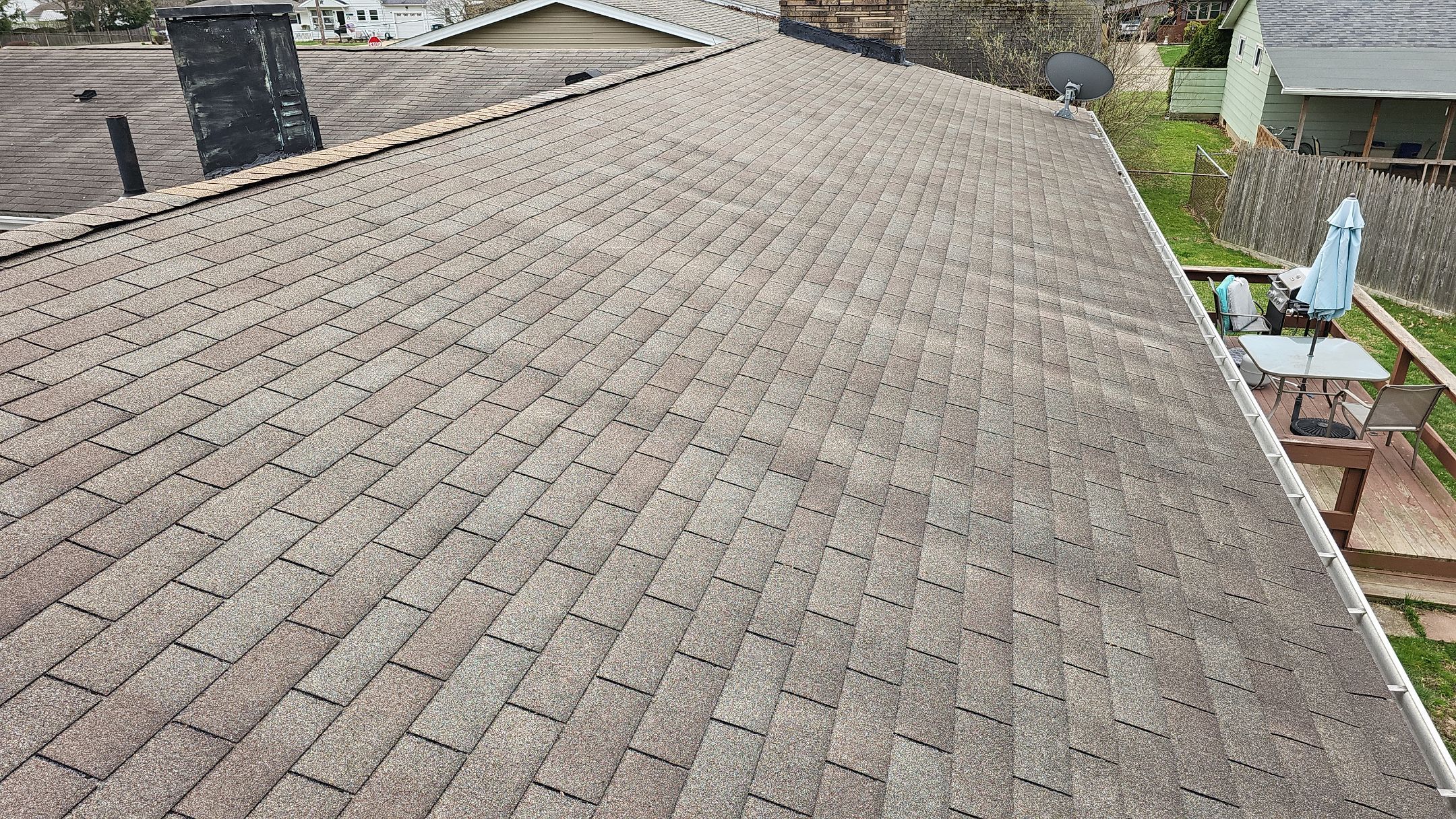 ATLAS PINNACLE COLOR: WEATHERED WOOD by Eagle Eye Roofing