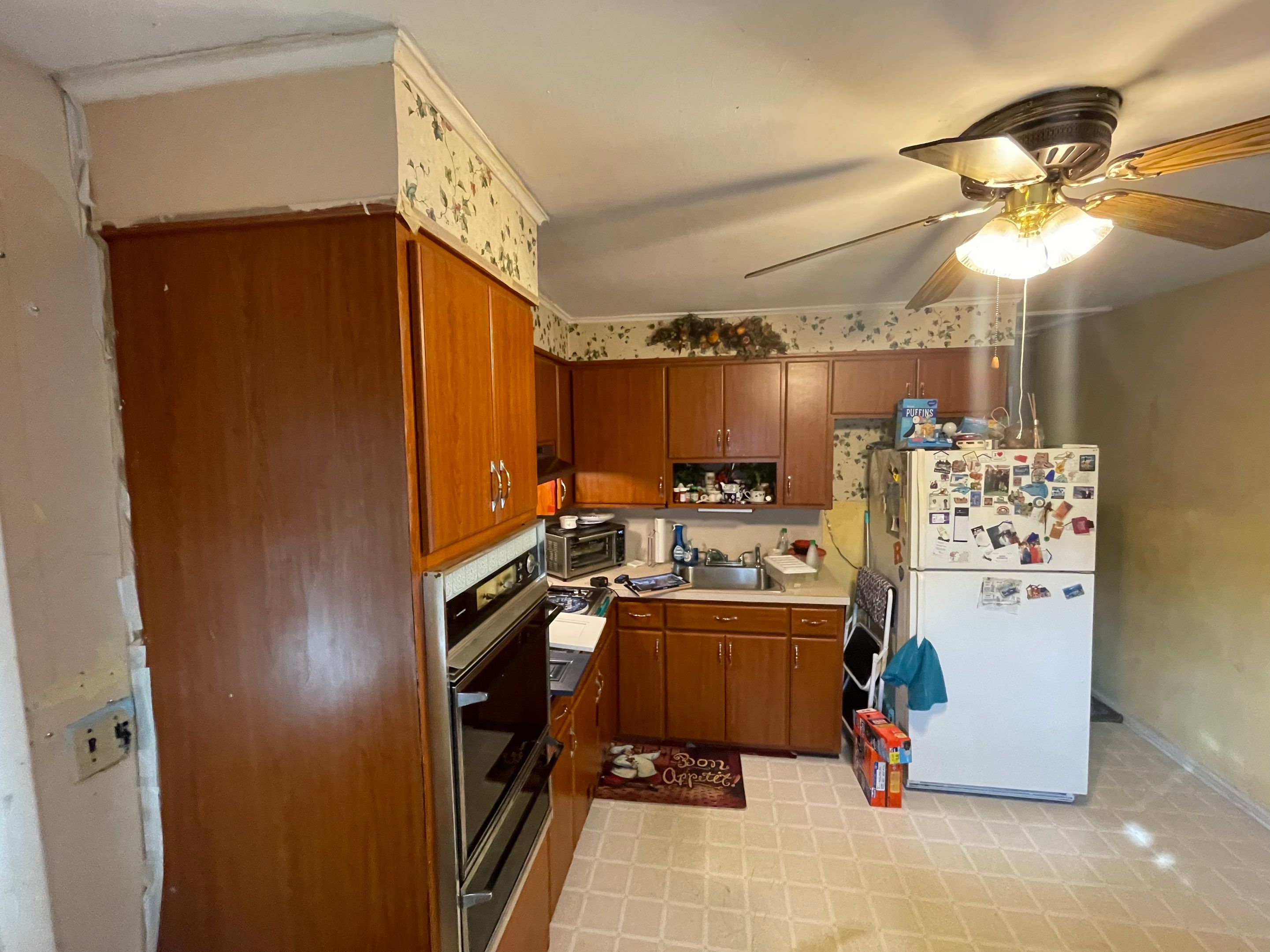 Kitchen Remodel using Cabinets by Home Concepts Construction