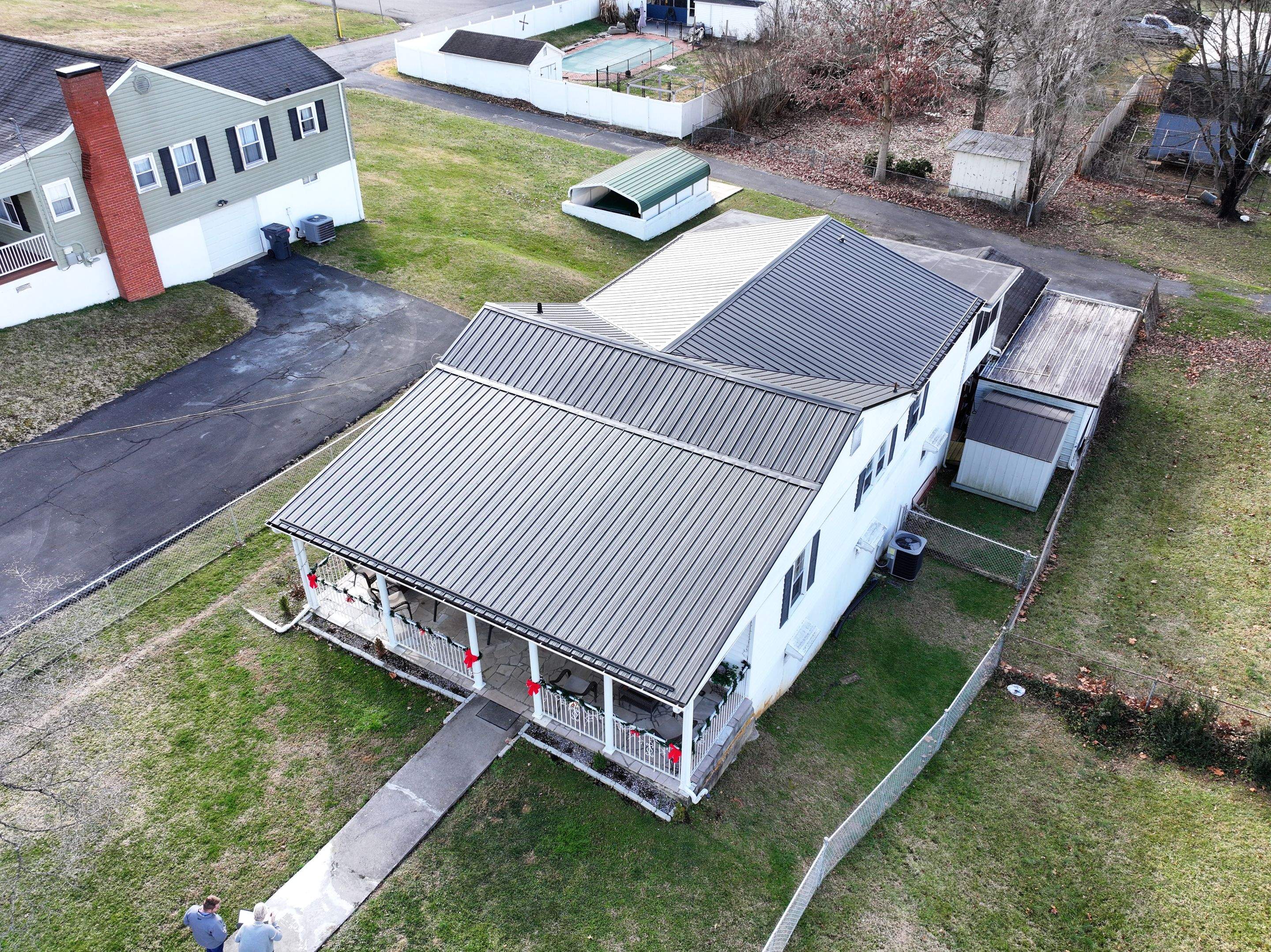 Kite Residence by Omnia Roofing