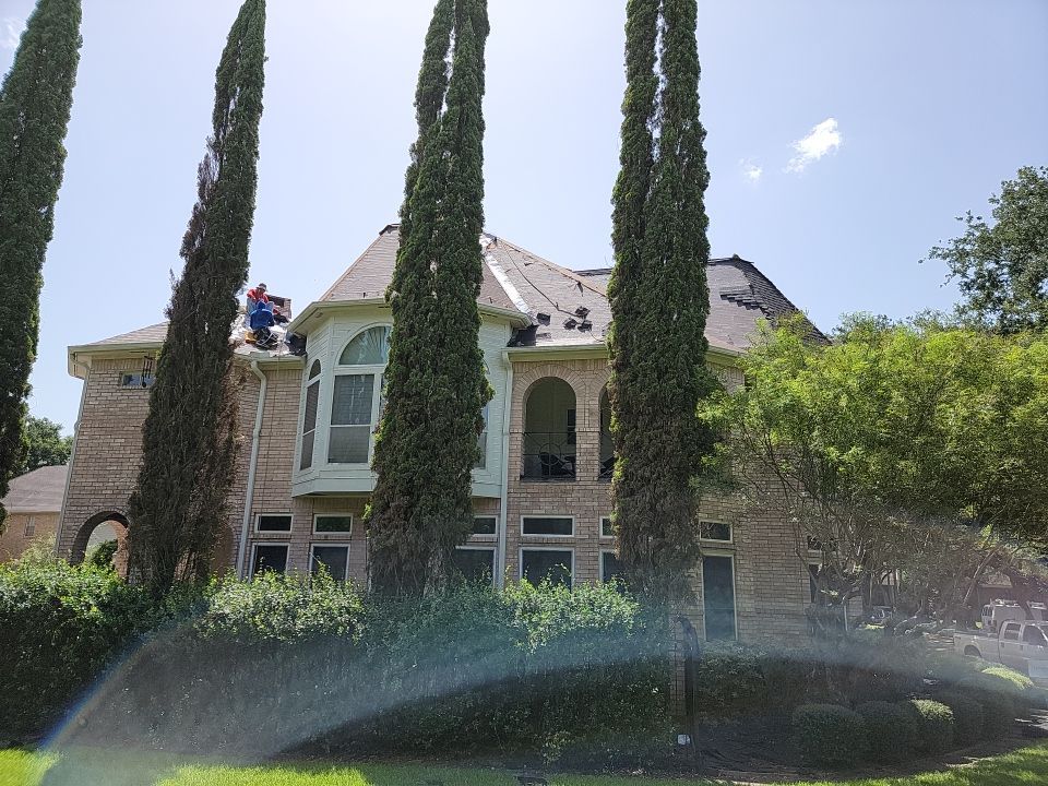 Mullings Roof Installation by O & M Construction Services