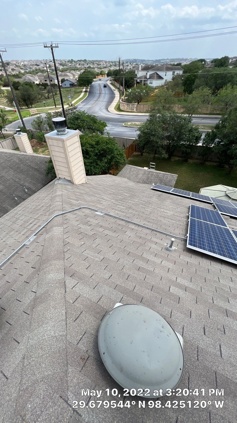 Residential Roof Replacement using Owens Corning 30 year Architectural Shingles by Premier Roofing and Contracting
