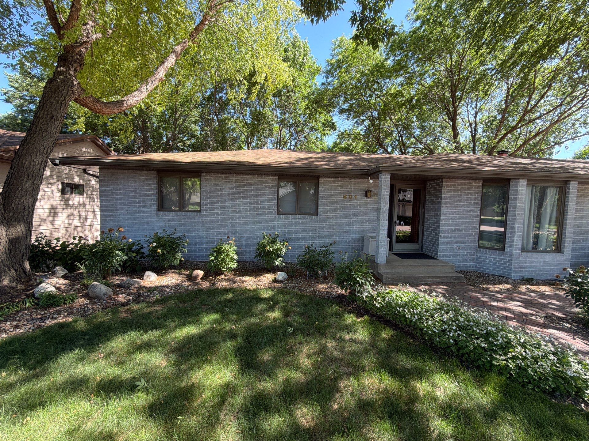 Exterior Painting in Sioux Falls by Select Painting, Coatings & Garage Cabinets