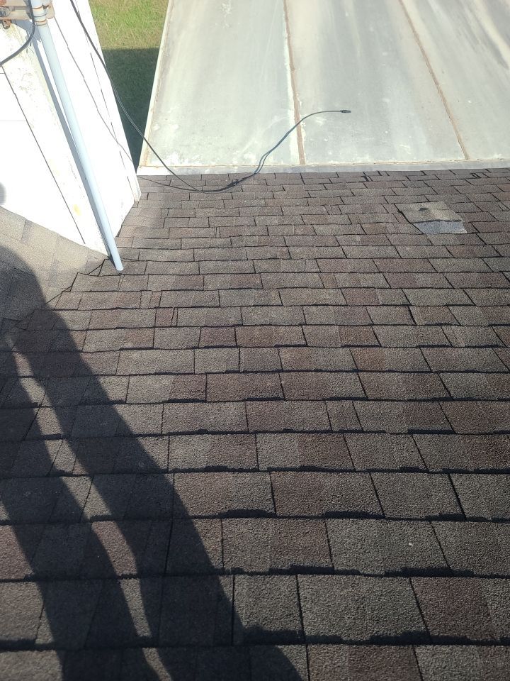 SureStart PLUS 4-STAR Warranty Fully covers materials, labor, tear-off and disposal expenses in years 1-50. by Roof Concepts Construction