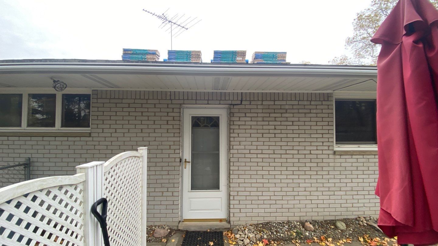 Roof Replacement using CertainTeed Landmark by 180 Contractors