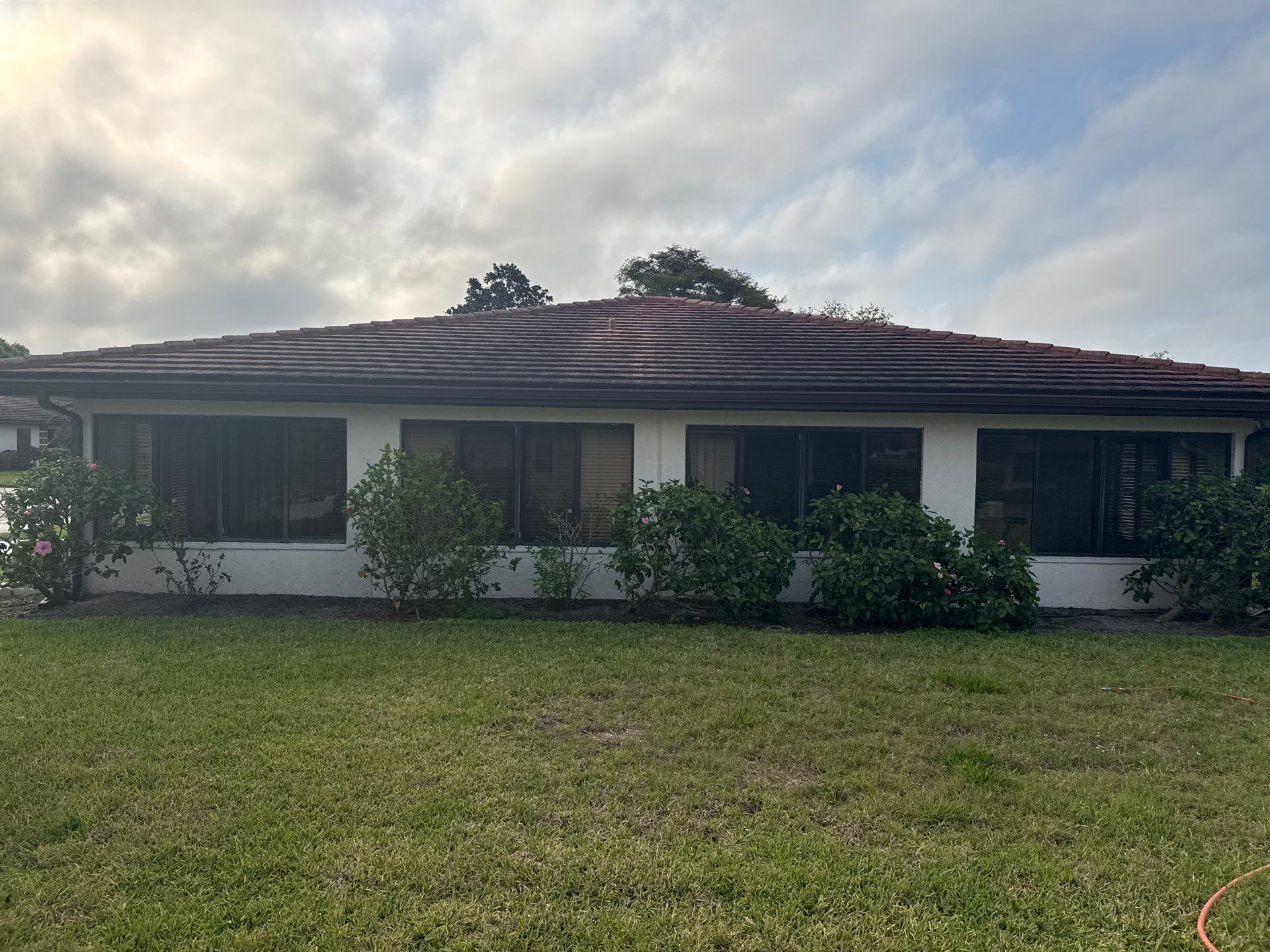 Tile Roof Cleaning – Vivenda at Bradenton I (5-Star Review & Neighbor Referrals) by Sunshine AquaWash