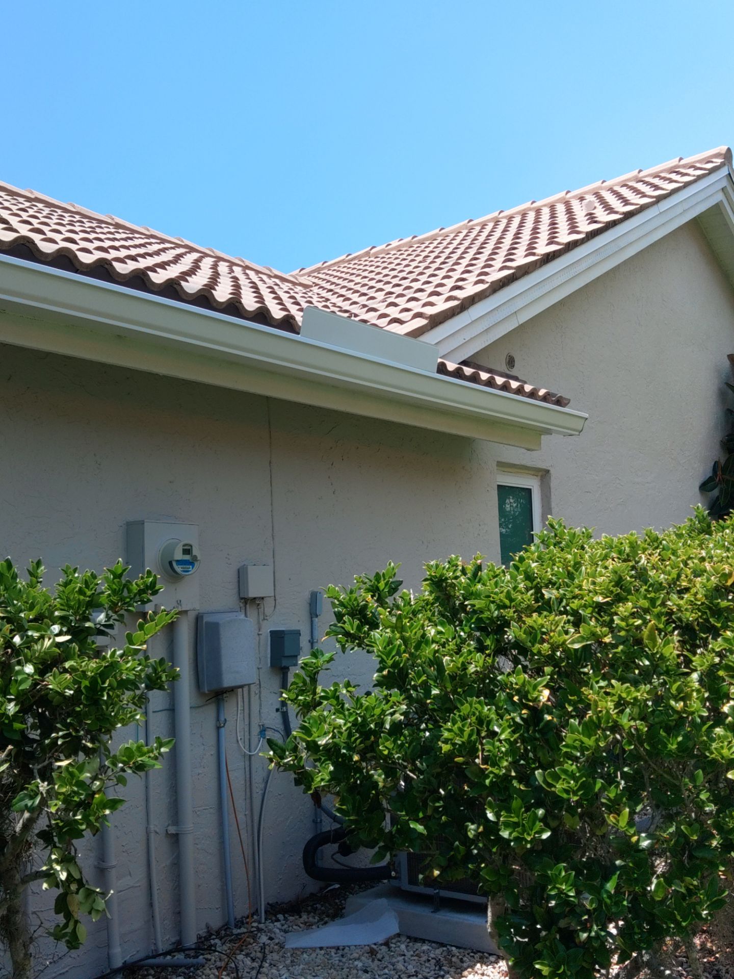 Residential Gutter Installation in Sarasota FL by Gutter Professors