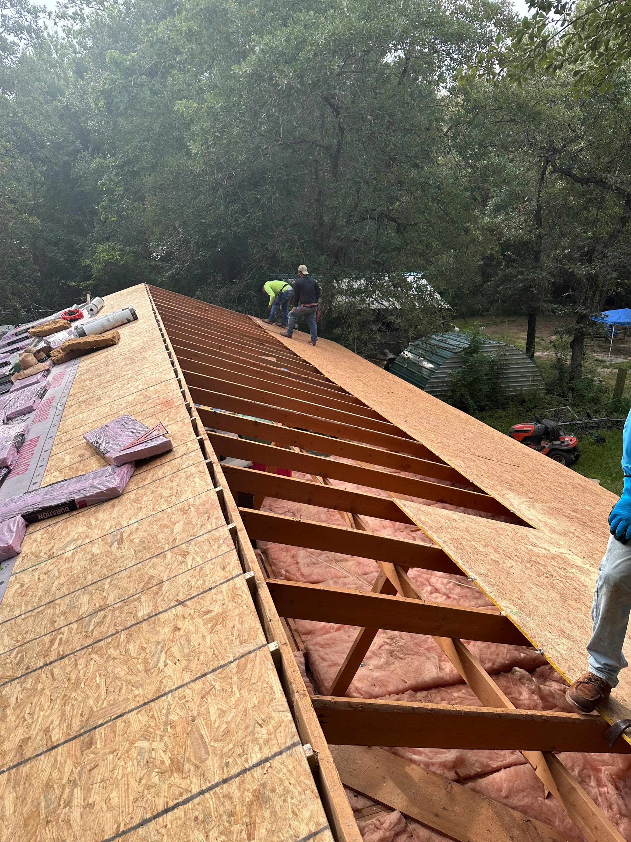 Residential Roofing Installation using Owen's Corning Duration (Lifetime) Shingles by Roof Repair Company