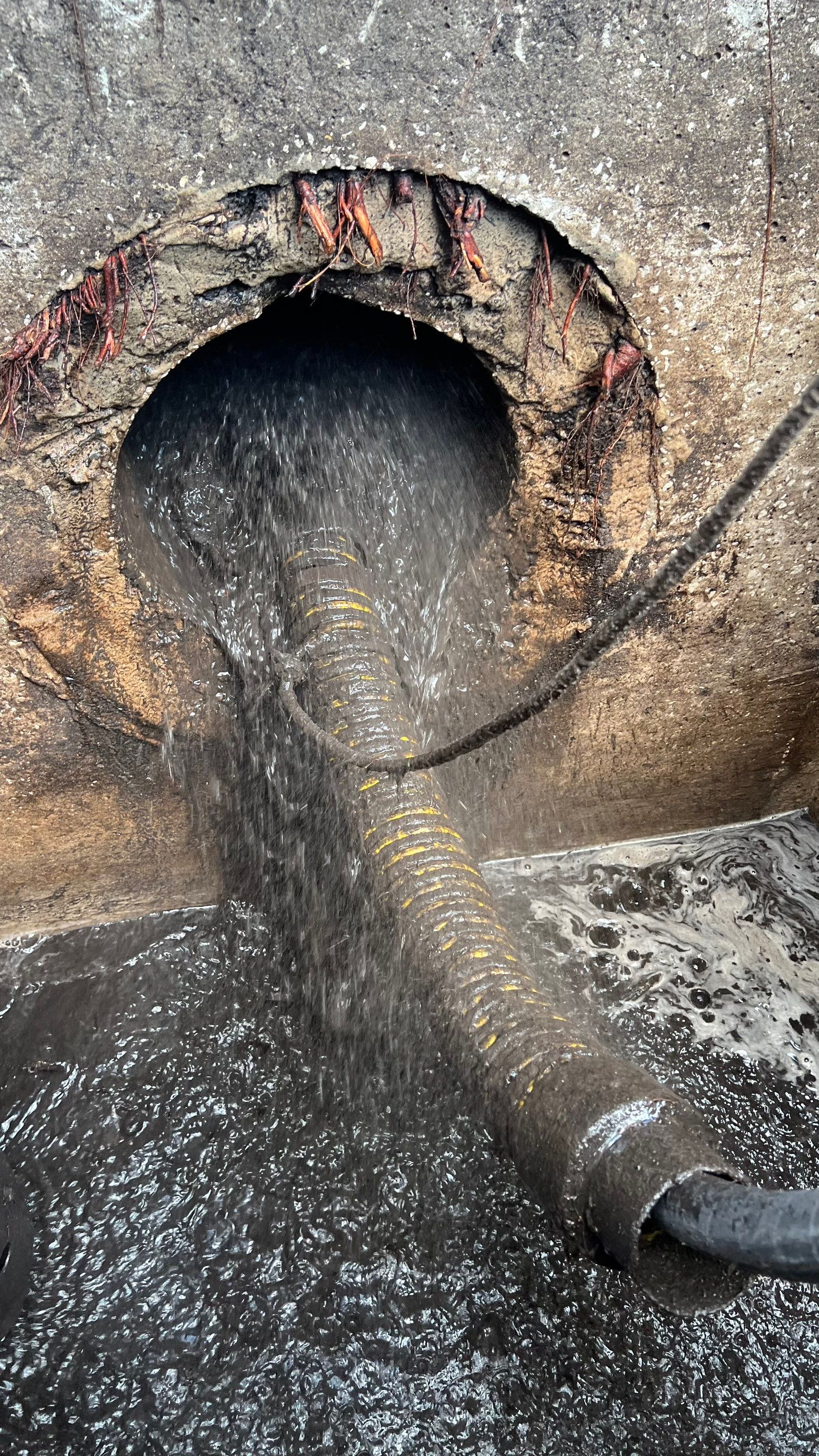 Apartment Complex Storm Water System Cleaning and Maintenance by APS Power & Water