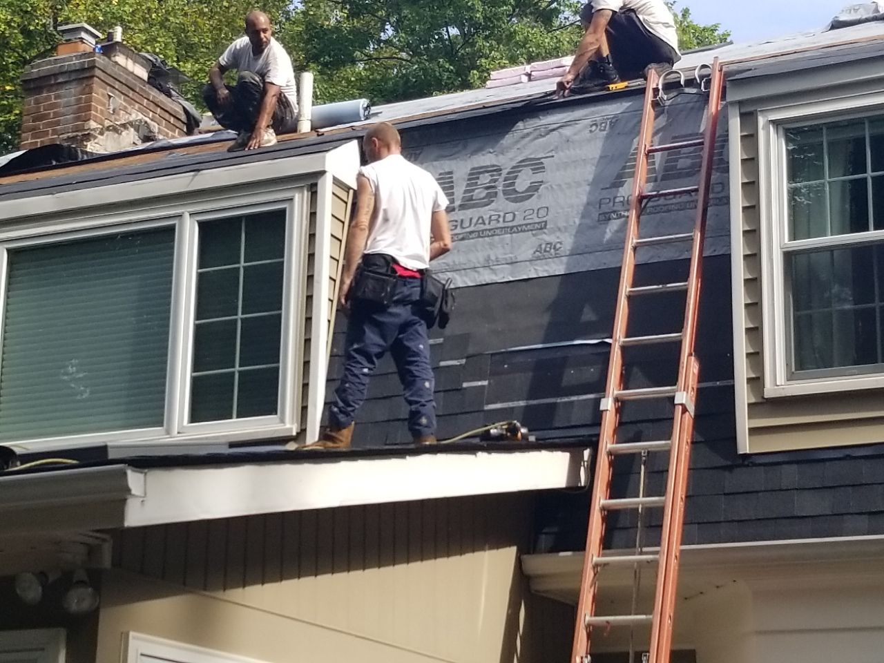 Residential Roofing Installation using Owens Corning Duration, Driftwood by Absolute Roofing and Construction