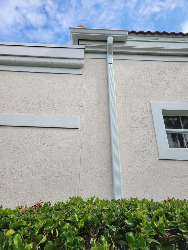 Finish Gutters for Luxury Homes in Longboat Key FL by Gutter Professors