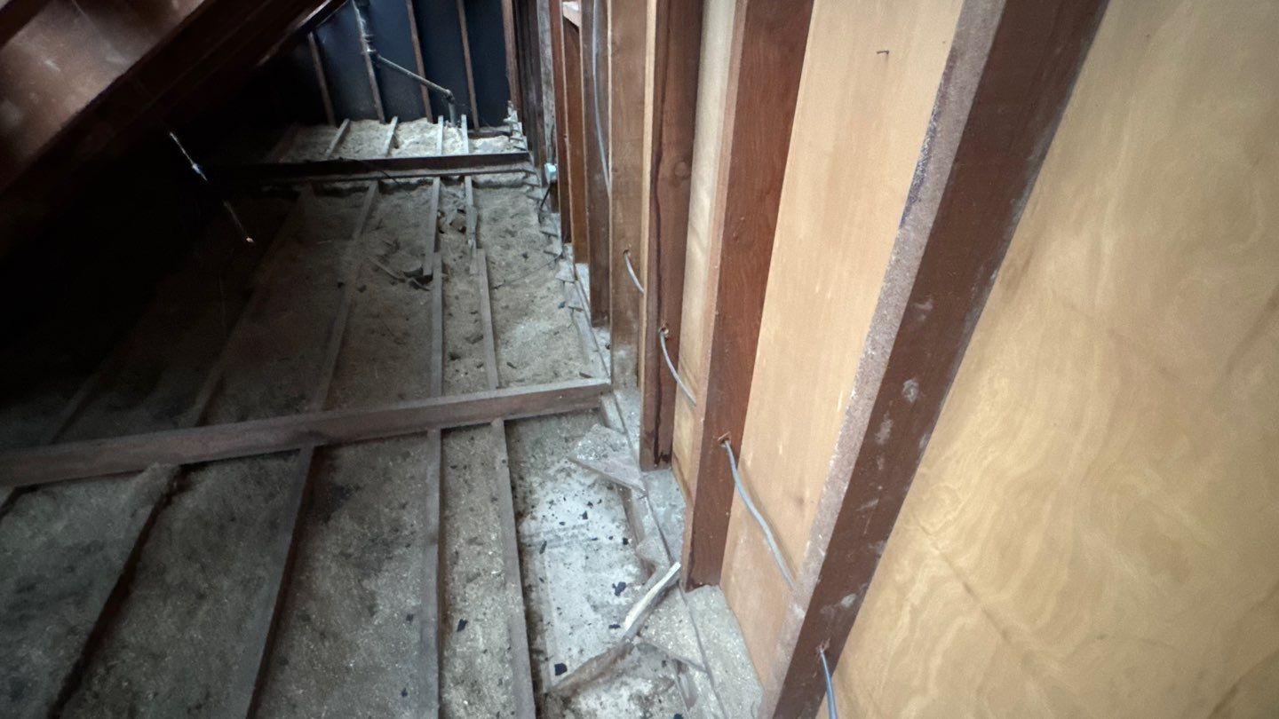 Roof Replacement using Owens Corning Onyx Black by 180 Contractors