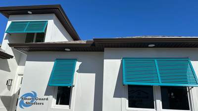 Decorative Bahamas in Water Blue