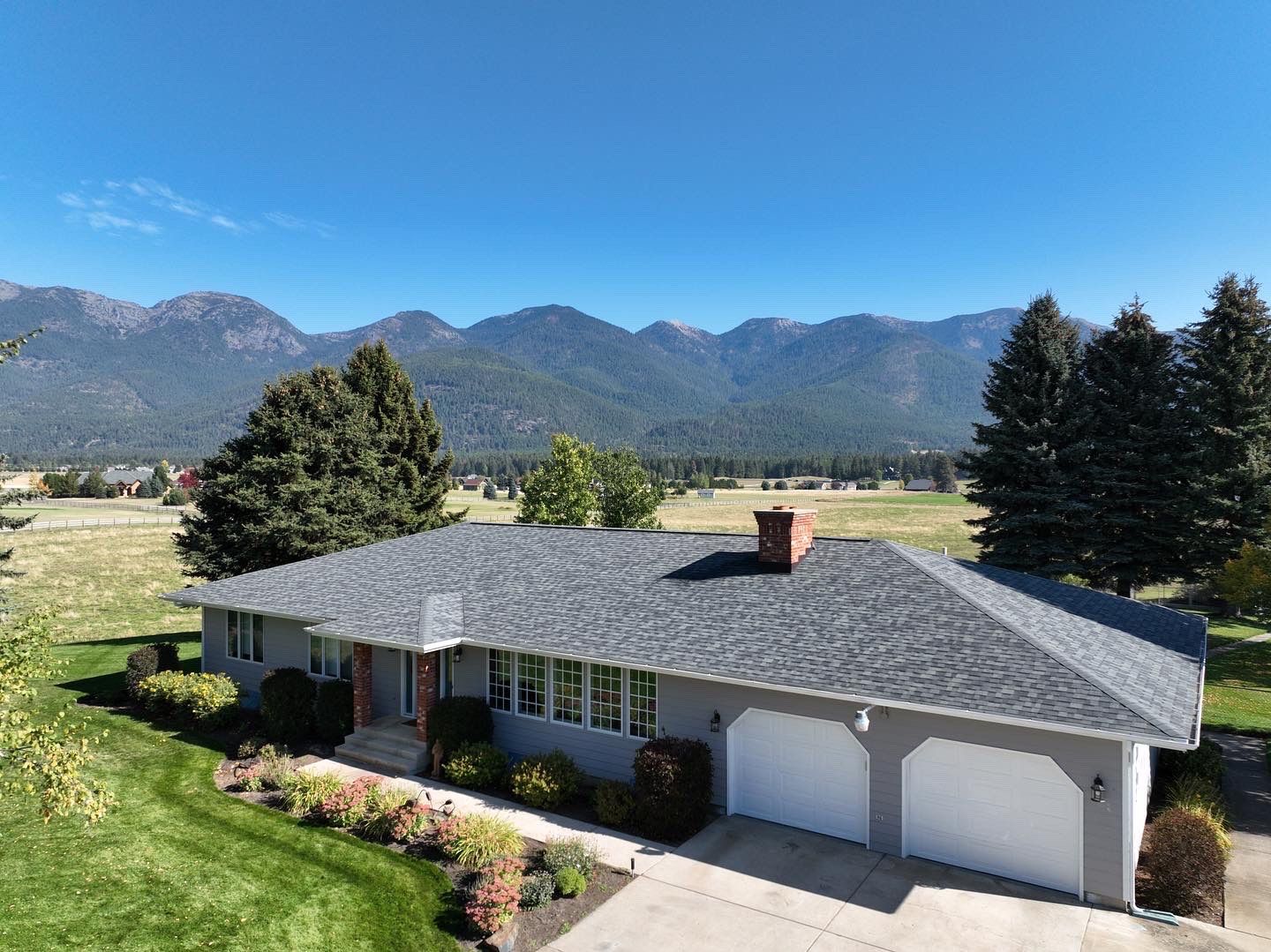 Owens Corning TruDefinition Duration - Estate Gray by Montana Roofing Solutions