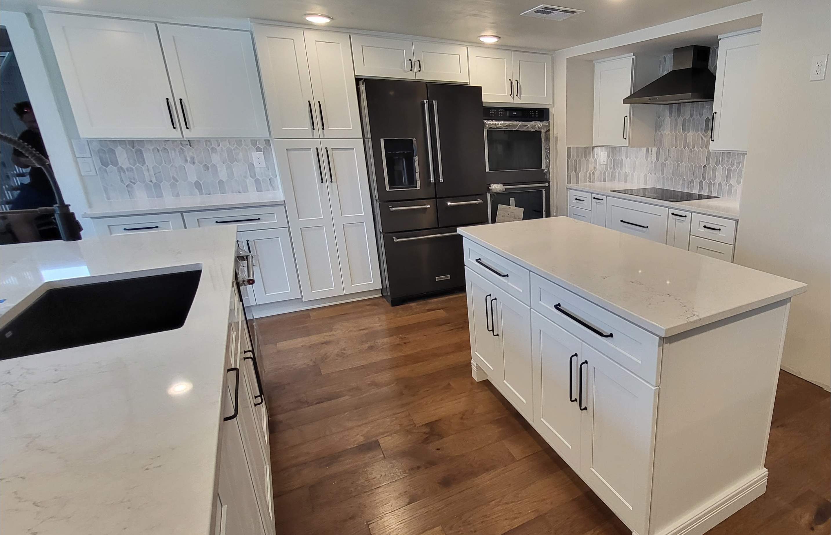 Boerne Kitchen Remodel with Quartz Countertops and White Shaker Cabinets by Legacy Bath and Kitchen
