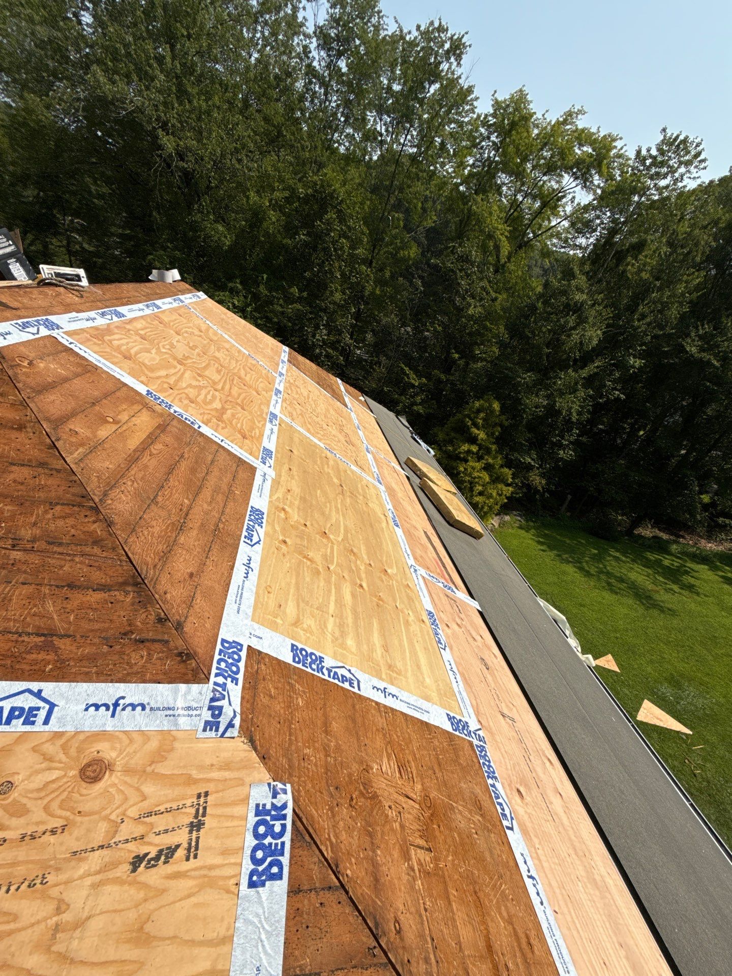 NEW ROOF by JLP PRO SERVICES LLC