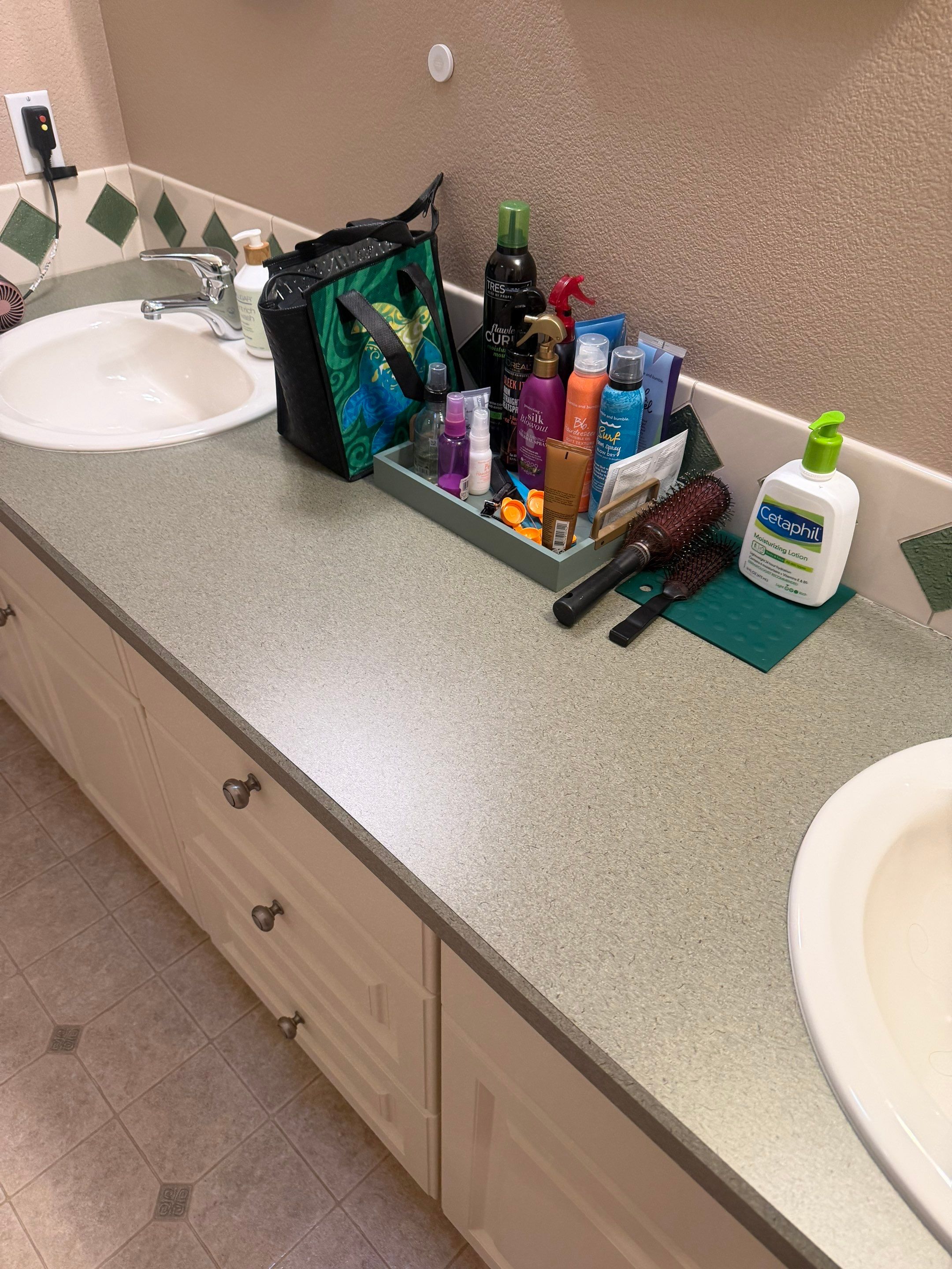 House cleaning routine maid service Project in Lake Oswego by Cloud 9 Professional Cleaning Services