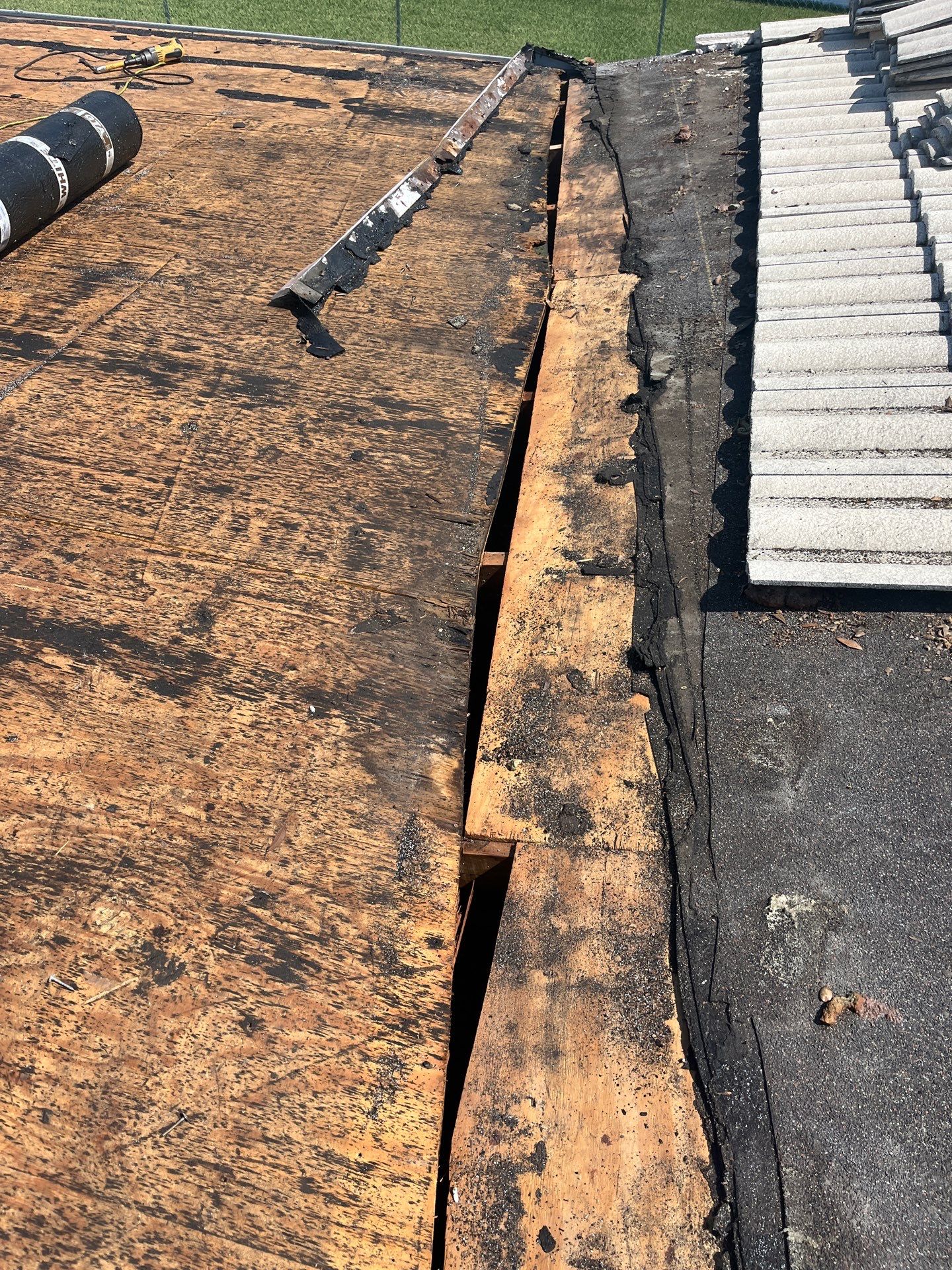 Project in St. Petersburg 33710 by Mitchell Roofing Company LLC 