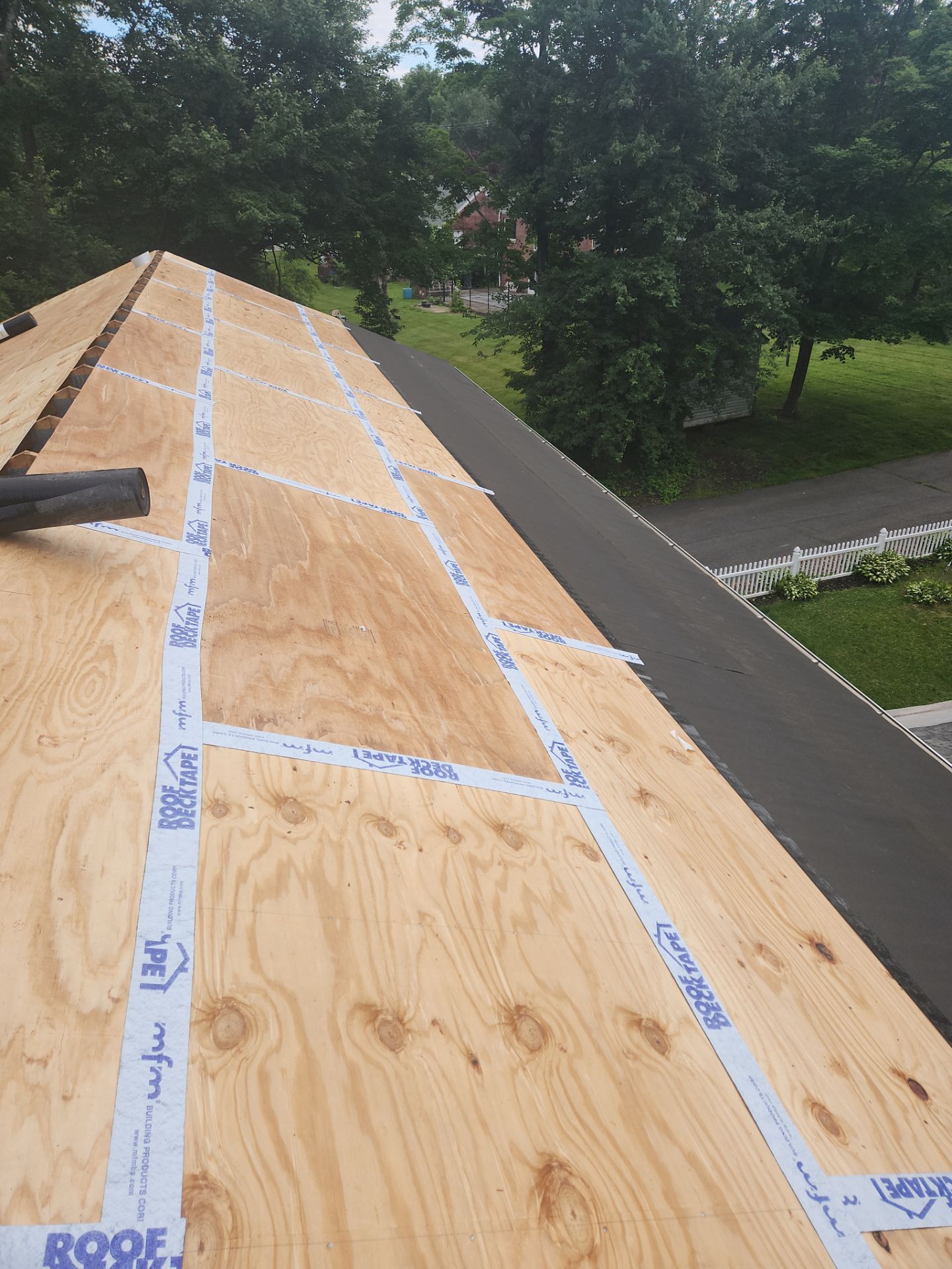 Residential Roofing Installation using Owens Corning TruDefinition Duration AR - Williamsburg Gray by A Plus Exterior