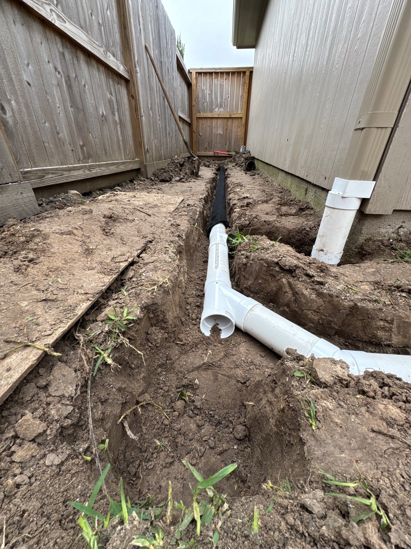 🌟 Steven’s Garage & Backyard Drainage Makeover by Texas Urban Elements